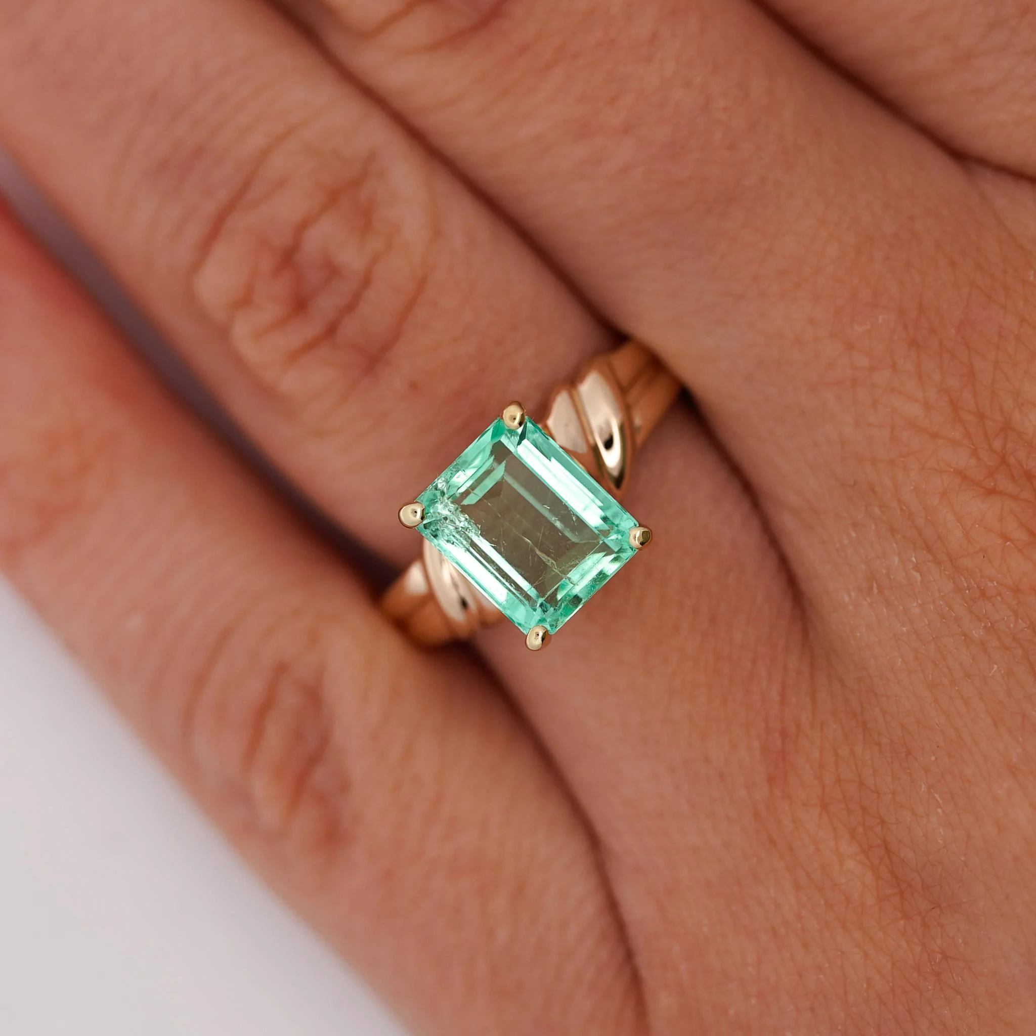 3.04 Carat Emerald Cut Emerald 14K Yellow Gold Curved Shank Solitaire Ring - Image 2