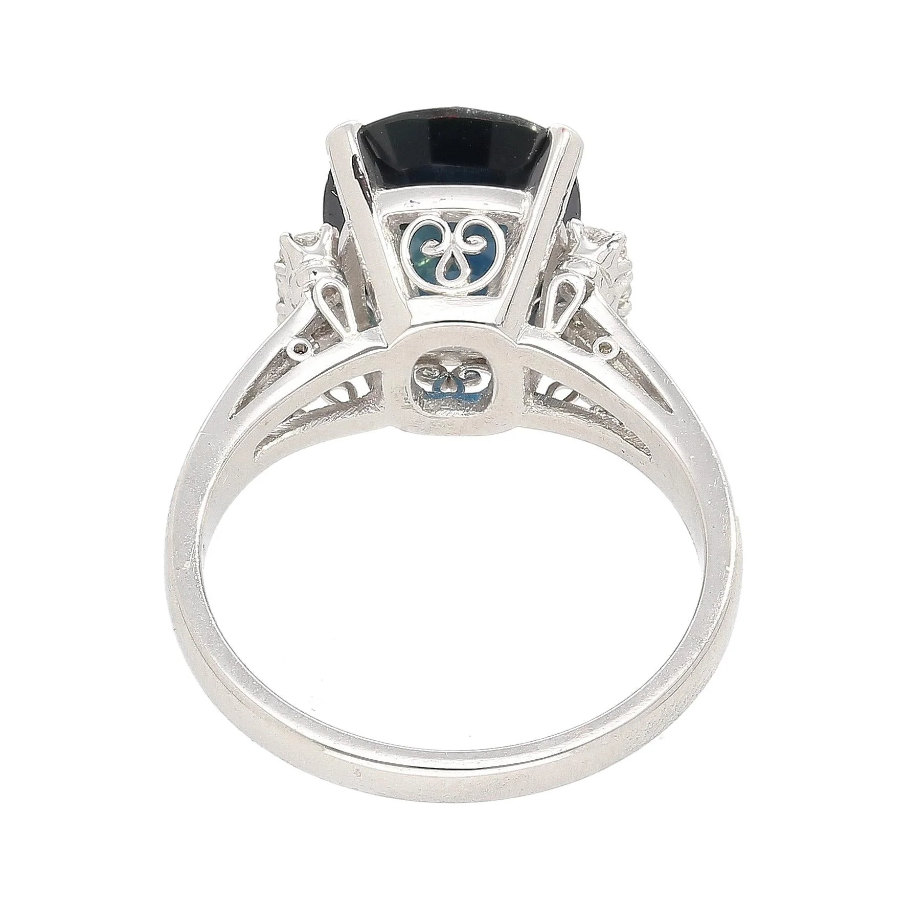 3.10 Carat Blue Sapphire and Diamond with Filigree Split Shank Band Ring - Image 6
