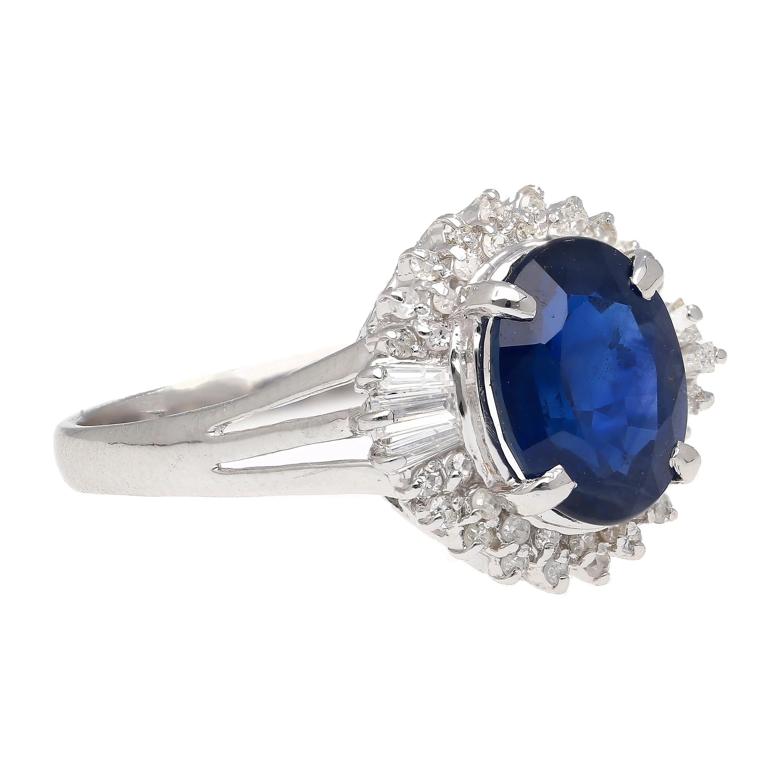 3.21 Carat Oval Cut Blue Sapphire and Diamond in Platinum Ring - Image 5