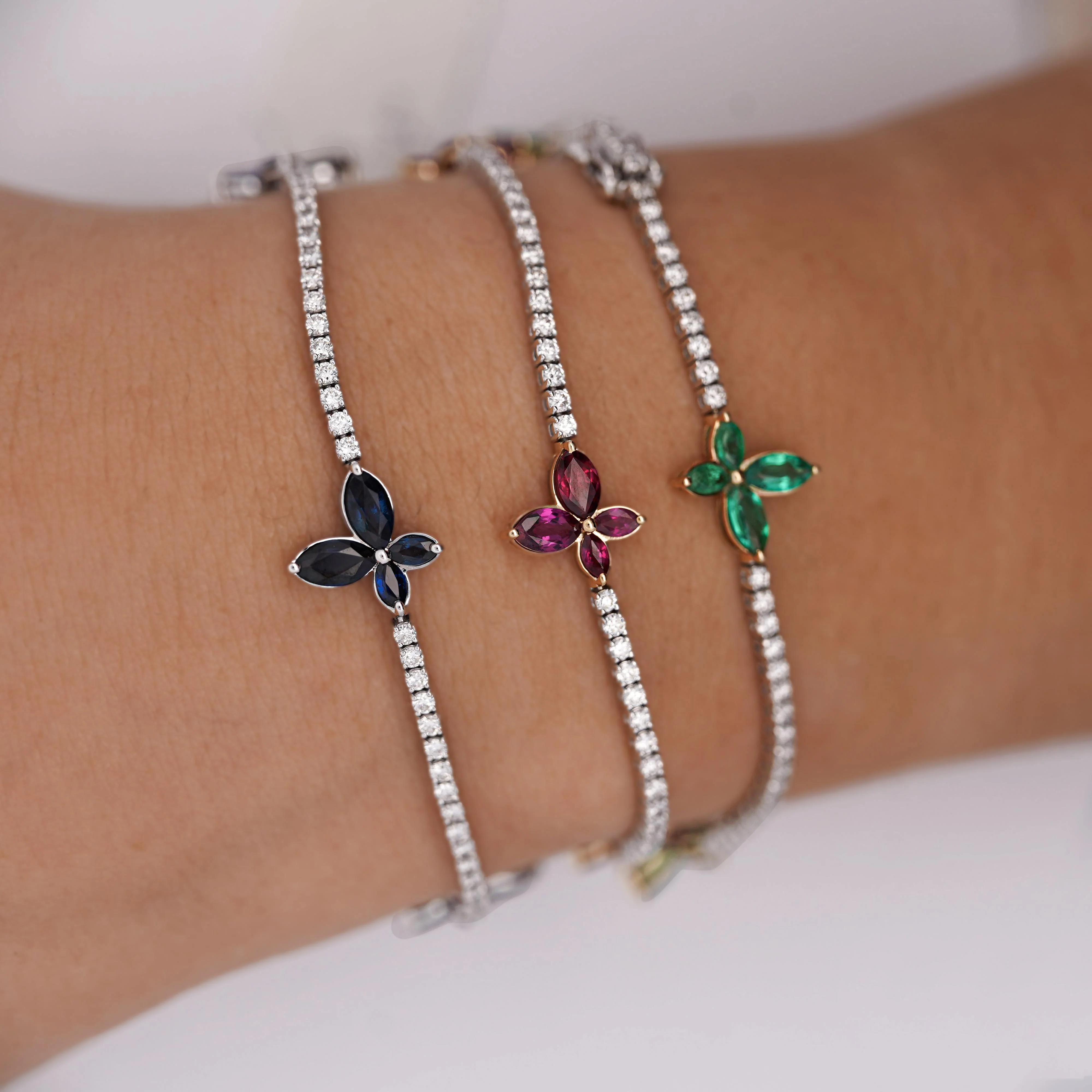 3.5 Carat Emerald Butterfly and Diamond Charm Tennis Bracelet - Image 9
