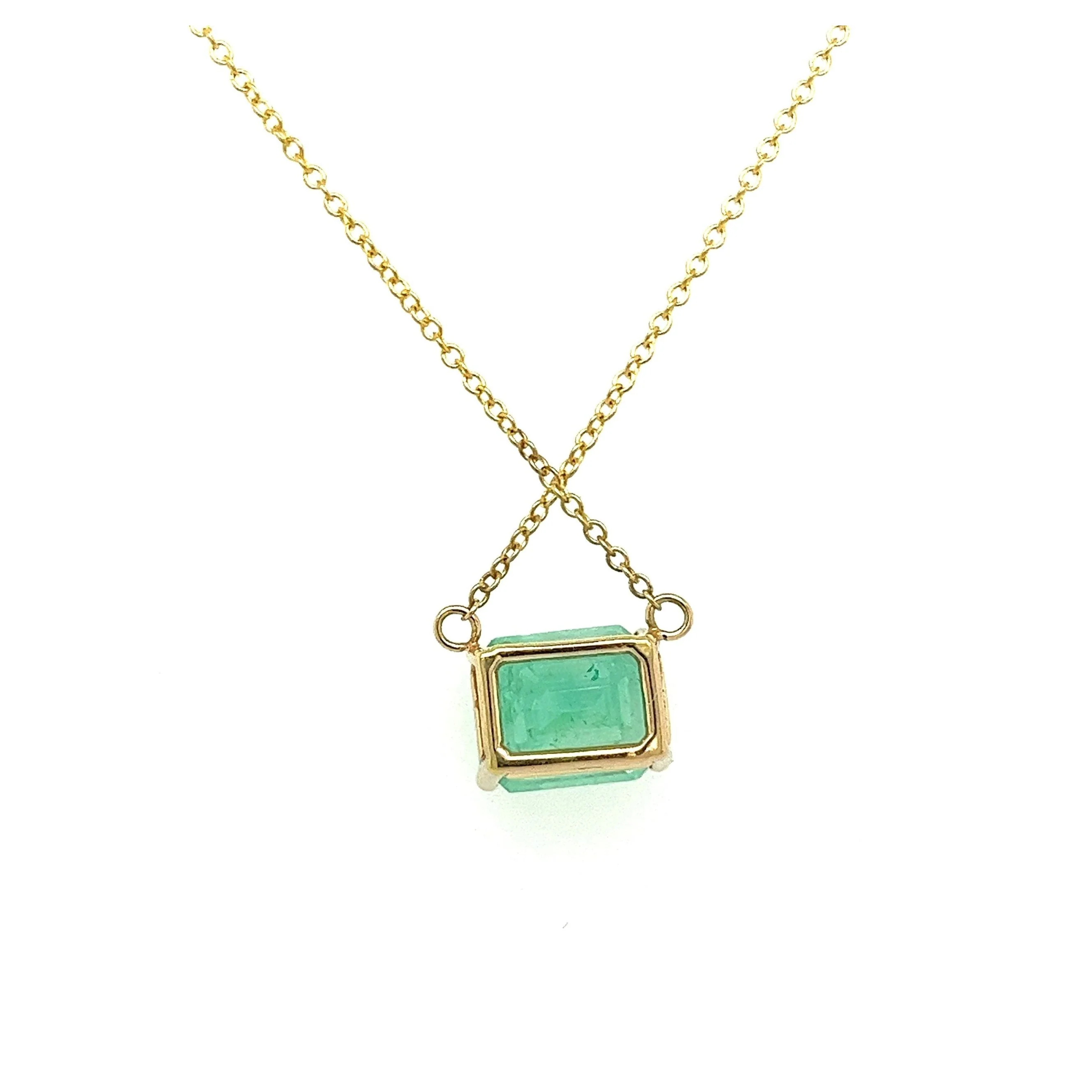 3.66 Carat Emerald Cut Colombian Emerald Solitaire East West Pendant Necklace in 14K Yellow Gold - Image 3