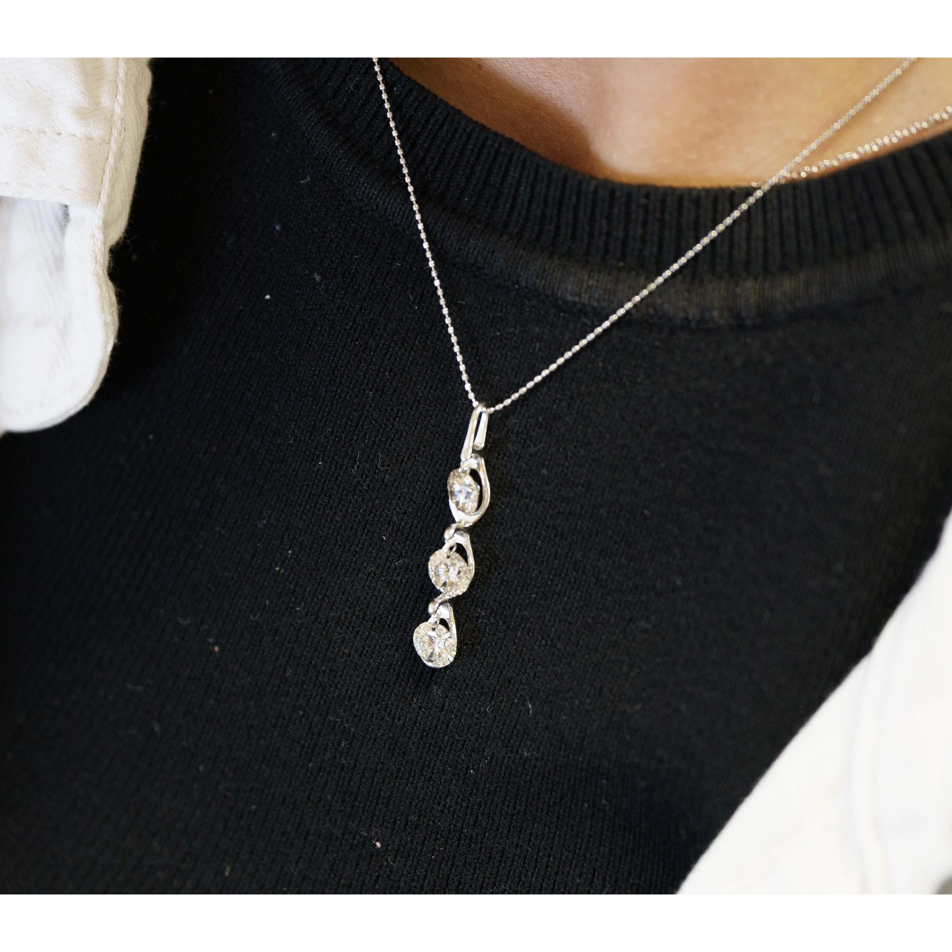 3.38 Carat 3 Stone Diamond Dangle Pendant Necklace in 18K White Gold - Image 3