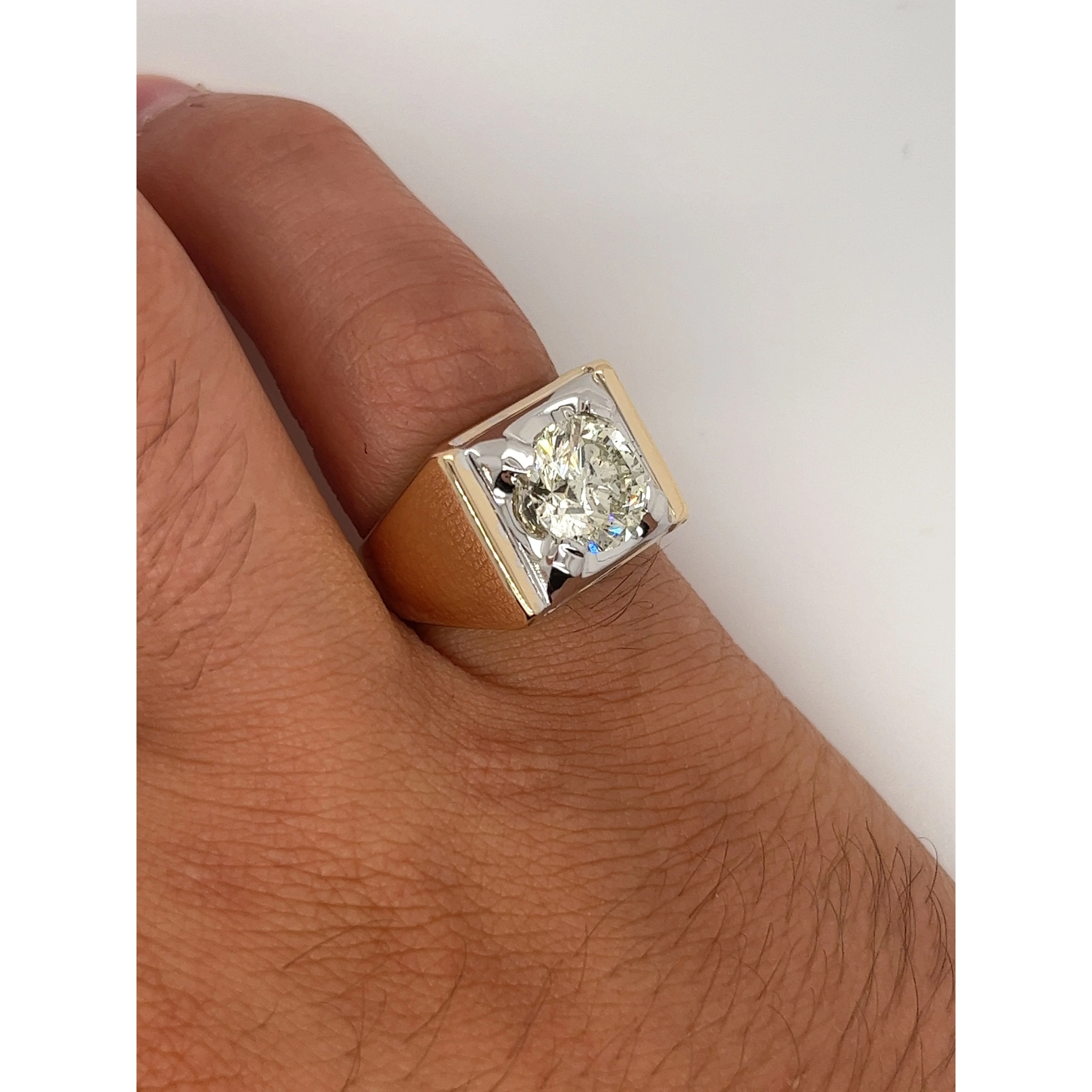 3 Carat Round Cut Natural Diamond Solitaire Mens Ring in 14K Solid Gold - Image 6