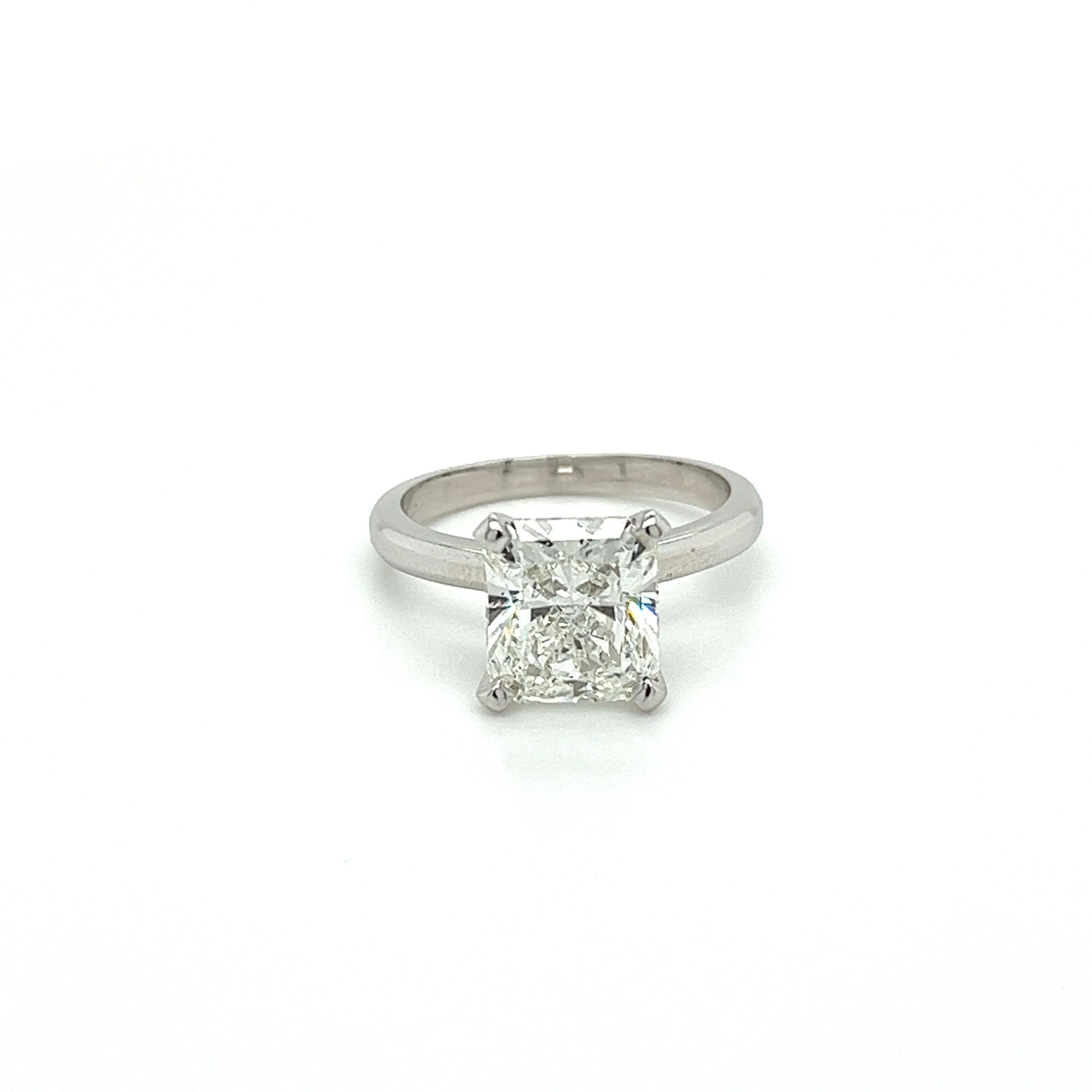 3.20 Carat Radiant Cut Lab Grown Diamond Solitaire Ring - Image 2