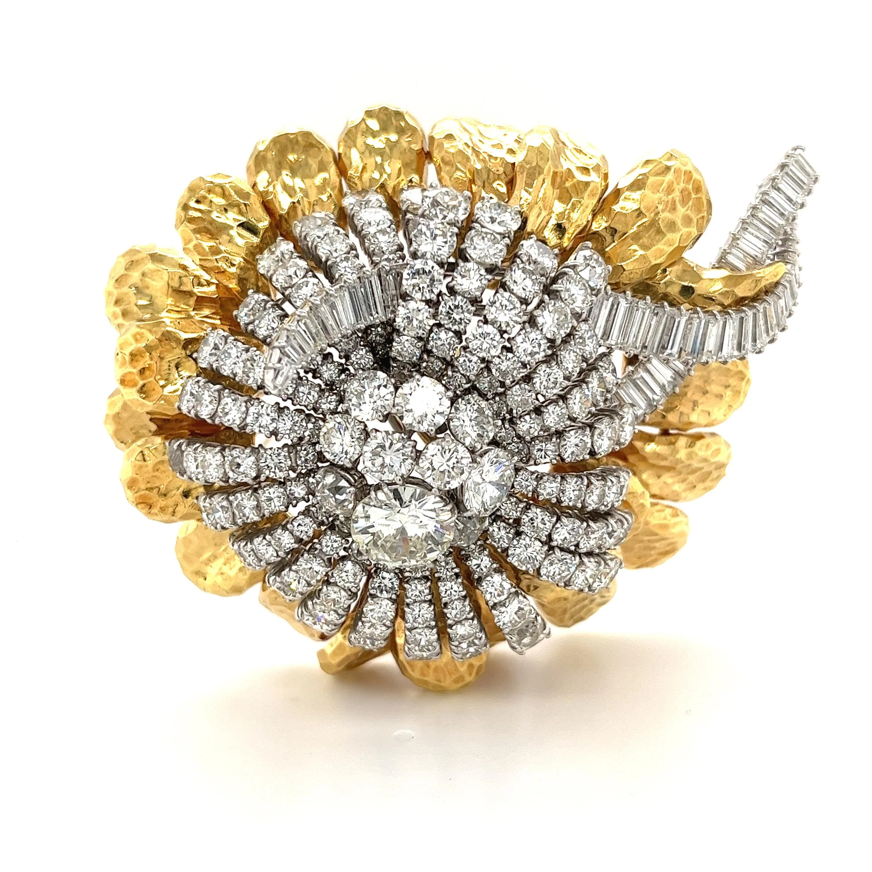 33 Carat Total David Webb Signed Detachable Brooch In Platinum and 18K Gold - Image 3