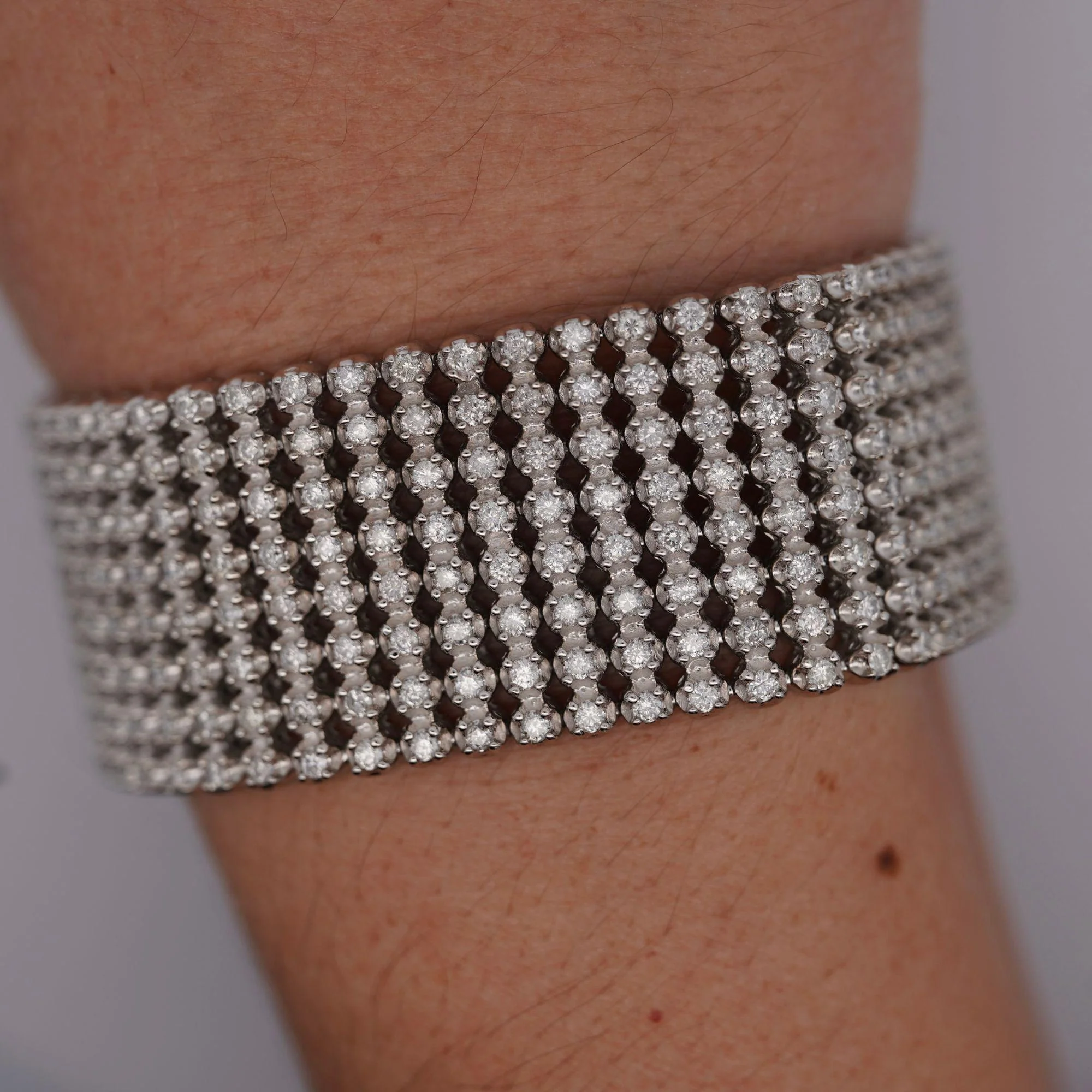 36 Carat Round Diamond 10K White Gold 8-Row Oversized Tennis Bracelet - Image 3