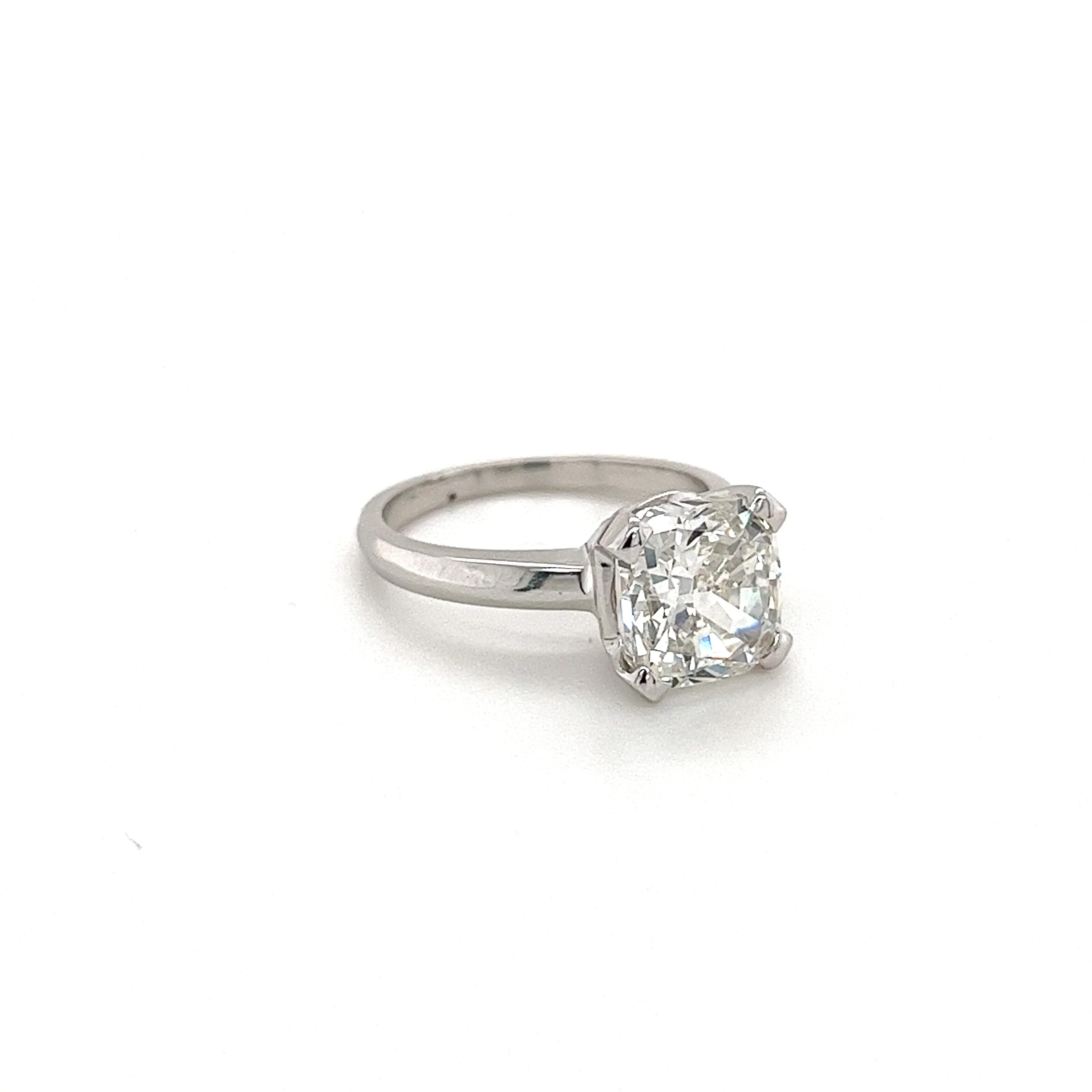 4.05 Carat Cushion Cut F Color VS1 Clarity Lab Grown Diamond Solitaire Ring - Image 3