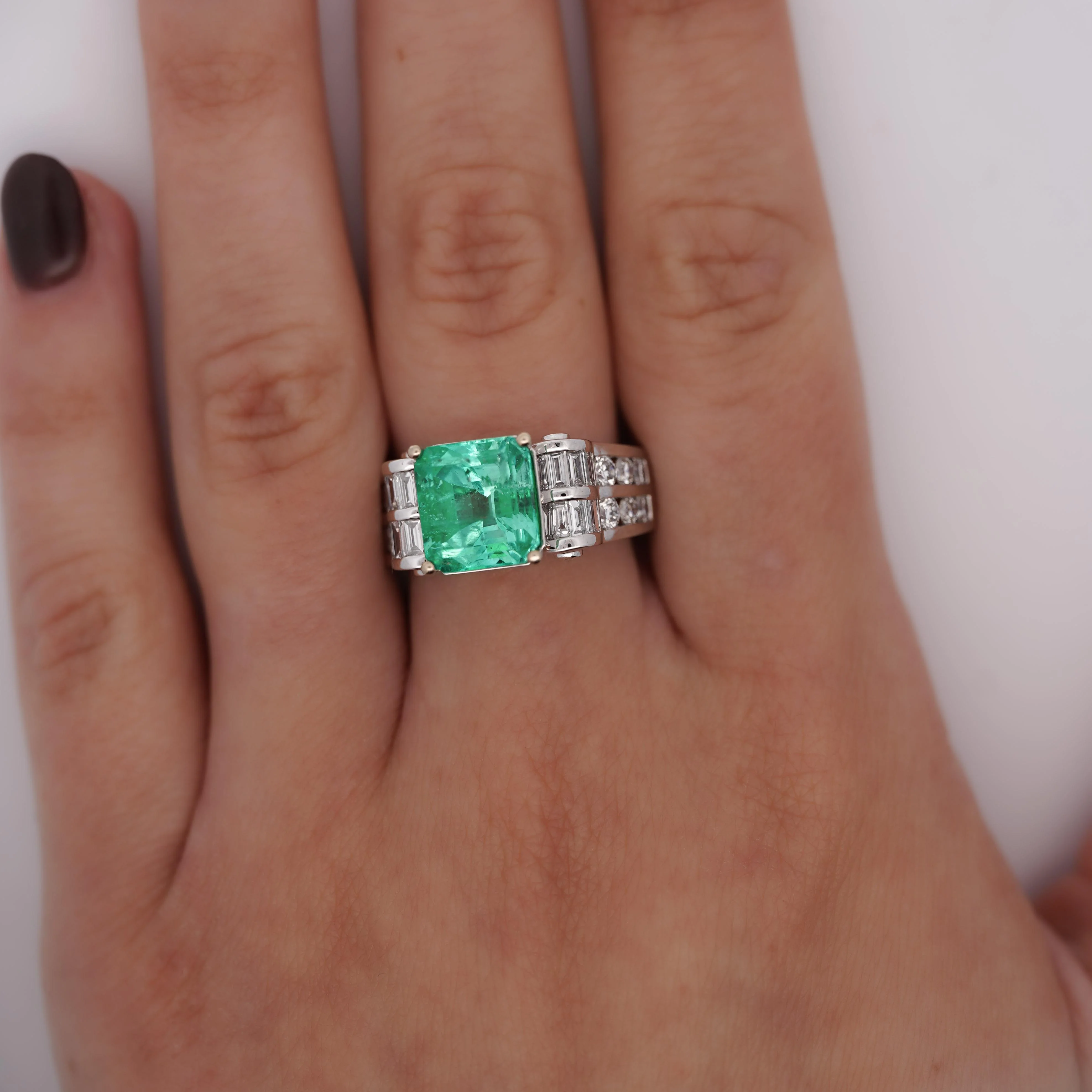 4.17 Carat Colombian Emerald & Diamond Unisex 14K White Gold Ring - Image 12