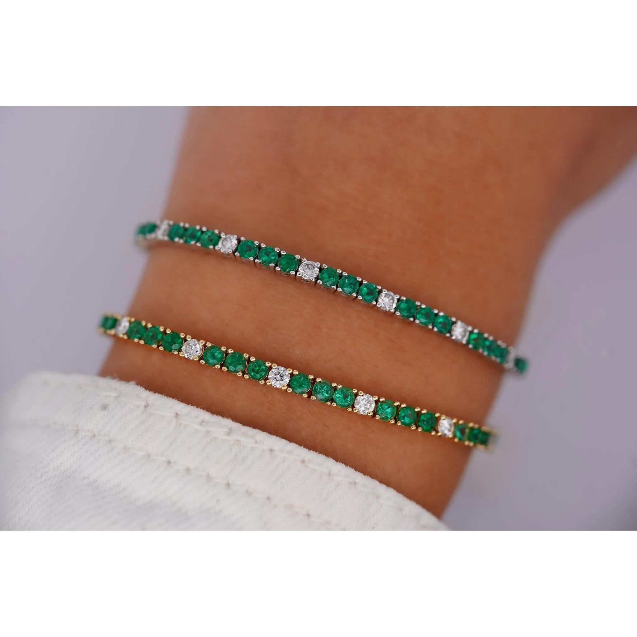 4.26 Carat Emerald and Diamond Tennis 4 Prong Bracelet In 14K Gold - Image 9