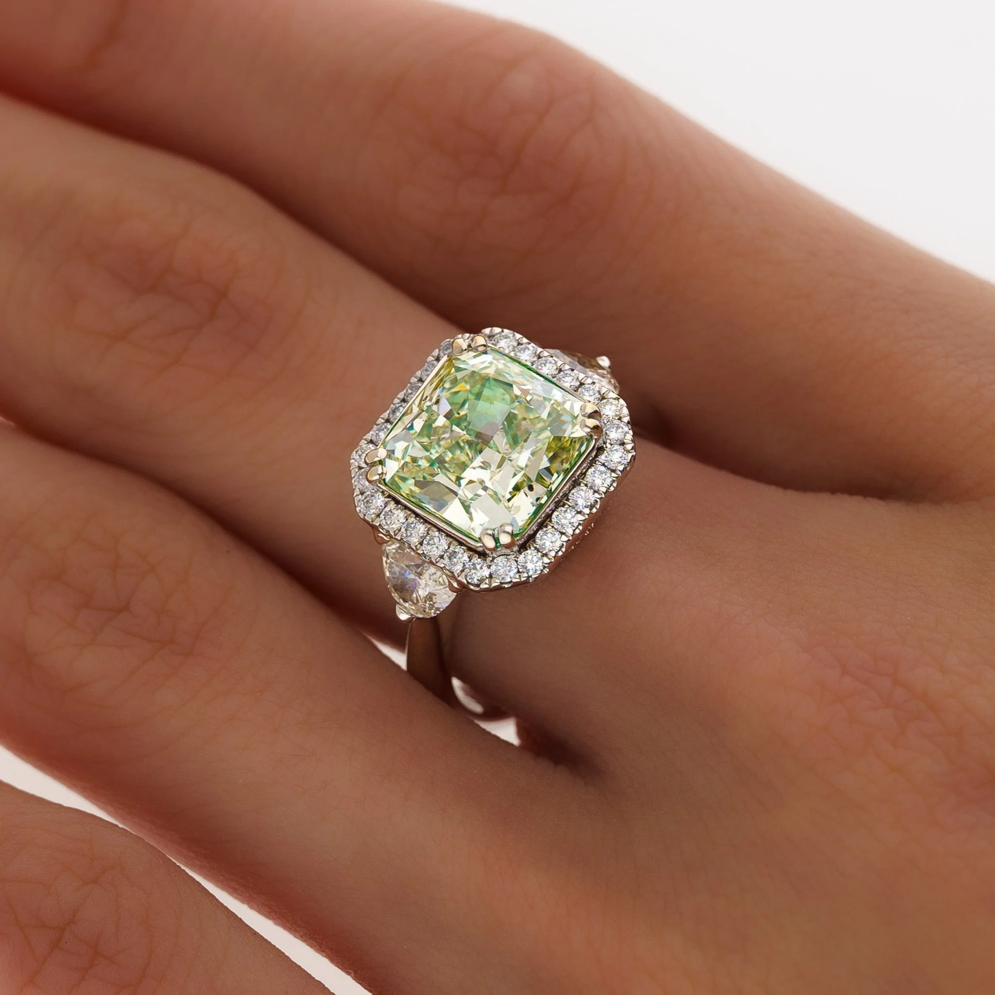 4.26 Carat Radiant Cut Fancy Yellowish Green SI1 Clarity Diamond Ring - Image 2