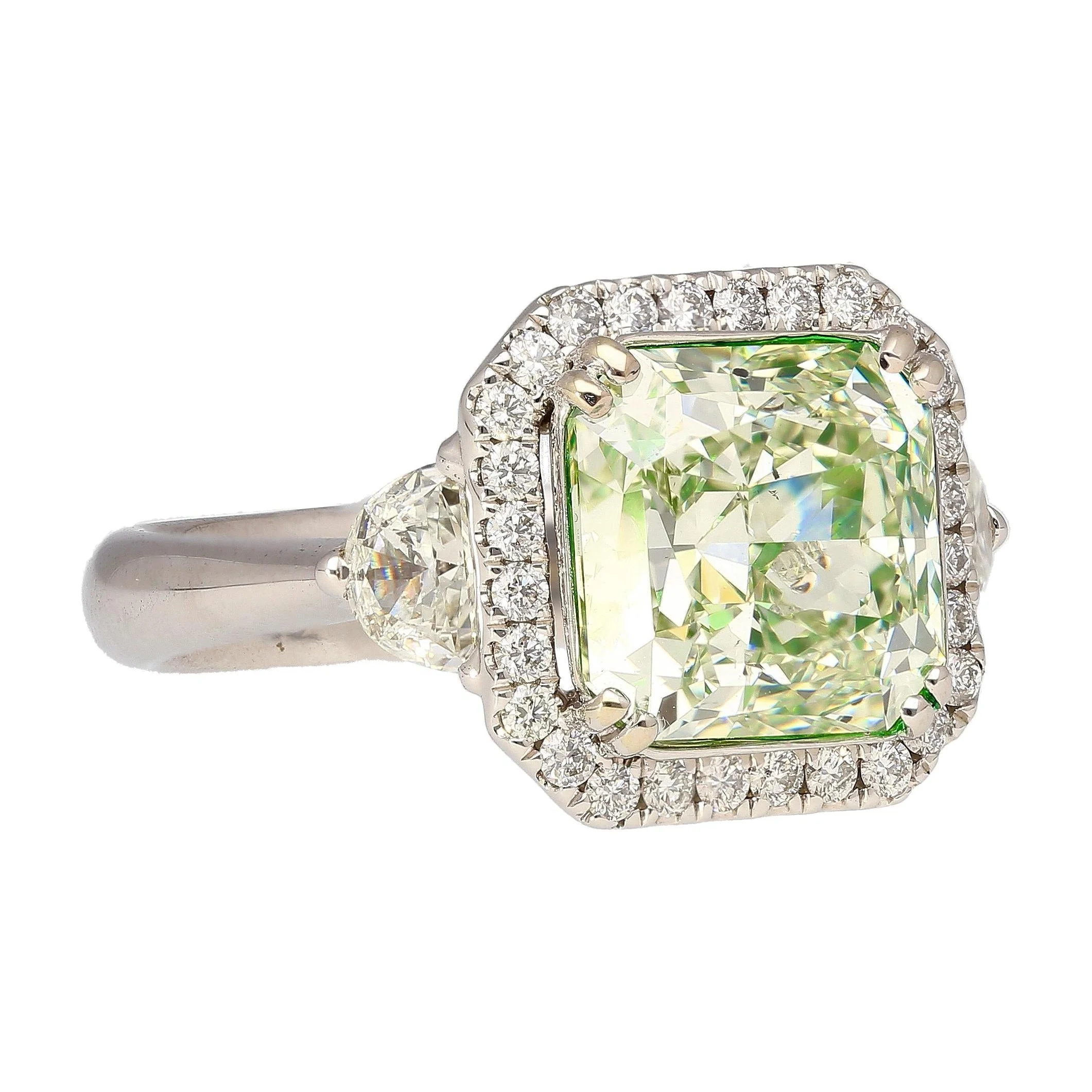 4.26 Carat Radiant Cut Fancy Yellowish Green SI1 Clarity Diamond Ring - Image 3