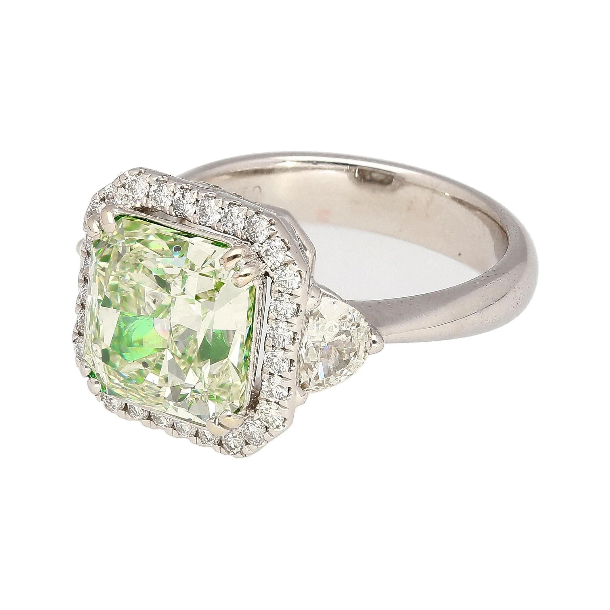 4.26 Carat Radiant Cut Fancy Yellowish Green SI1 Clarity Diamond Ring - Image 4