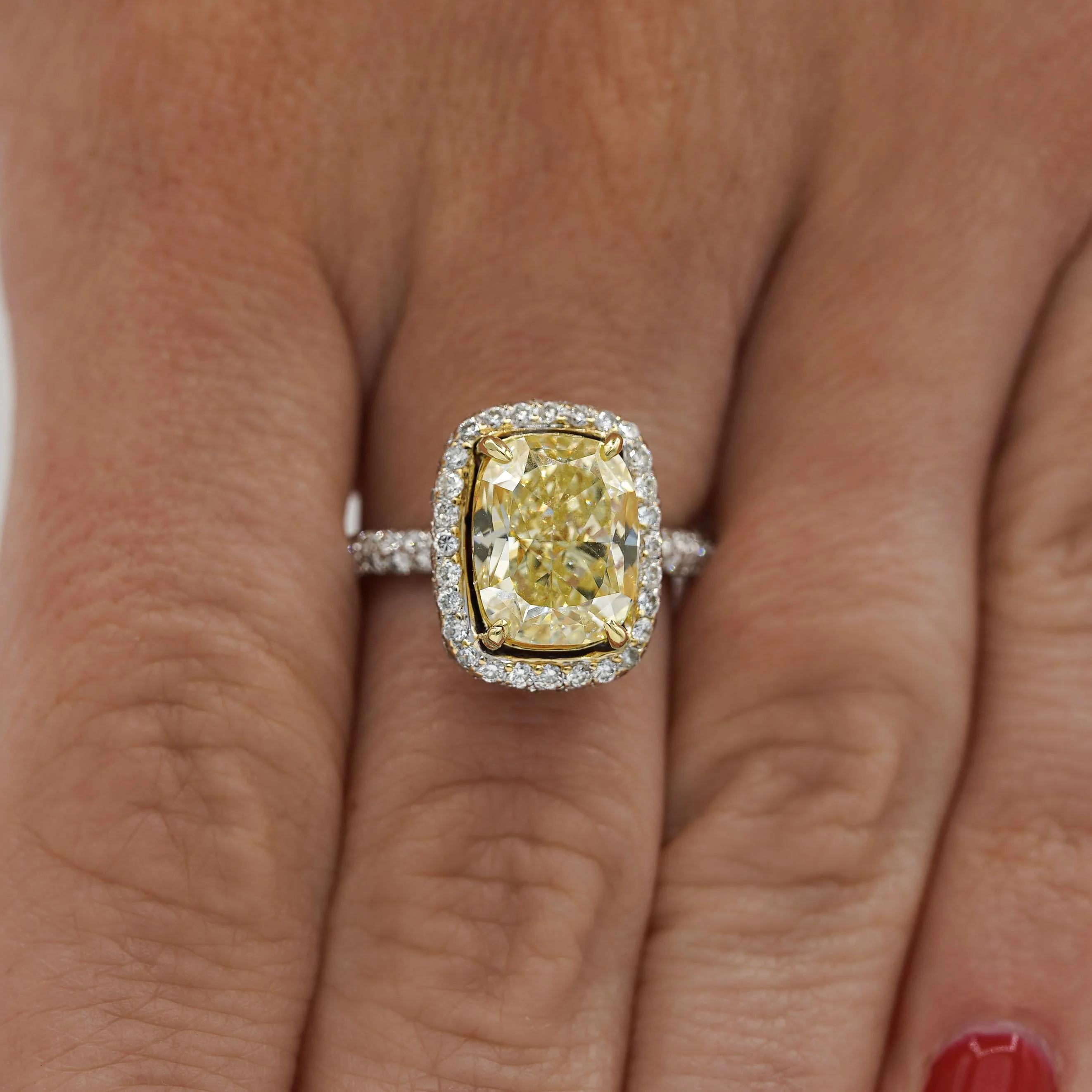 4.36 Carat Elongated Cushion Fancy Yellow Diamond Halo 18K Engagement Ring - Image 10