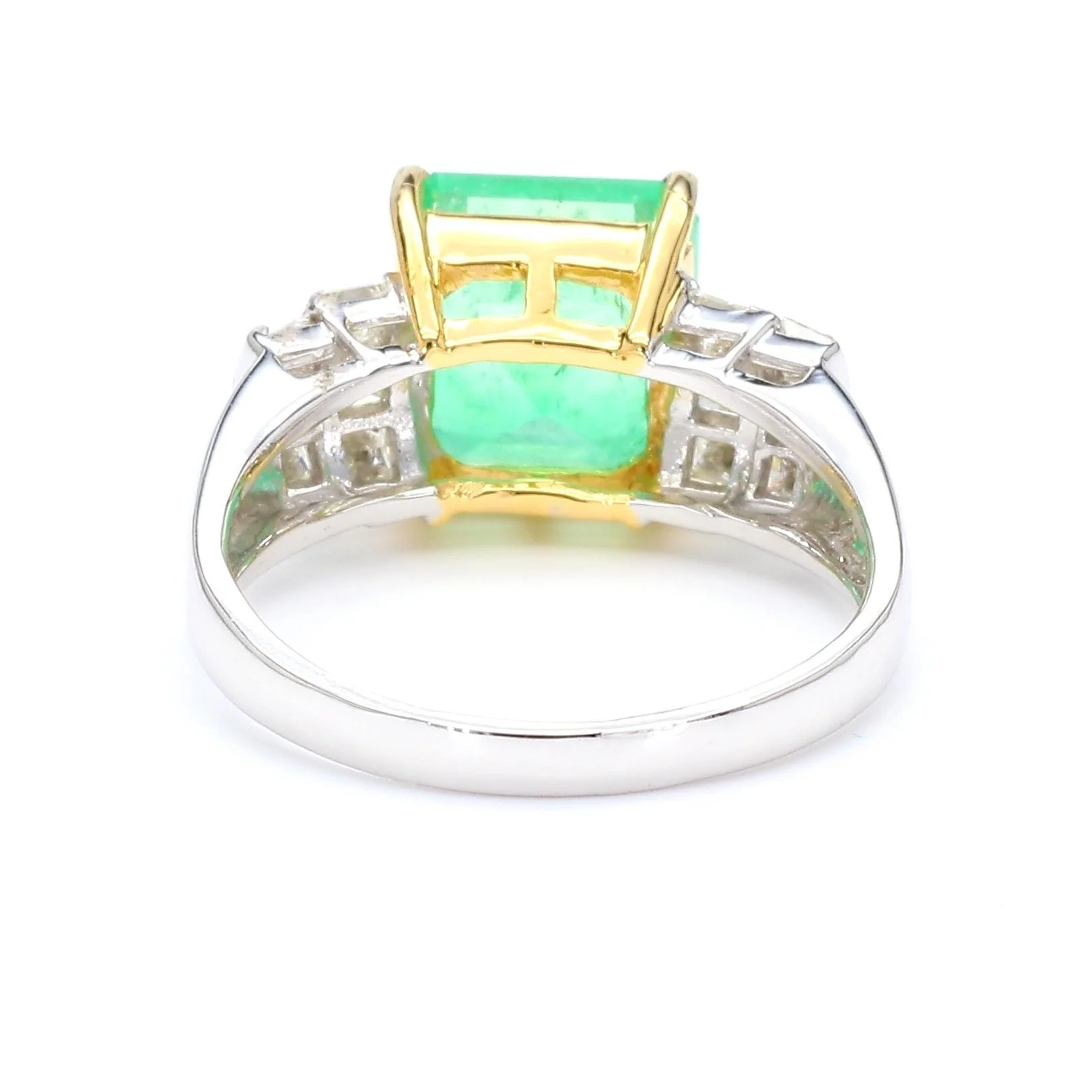 4.39 Carat Emerald Cut Green Emerald & Princess Cut Diamond 18K Two Tone Ring - Image 6