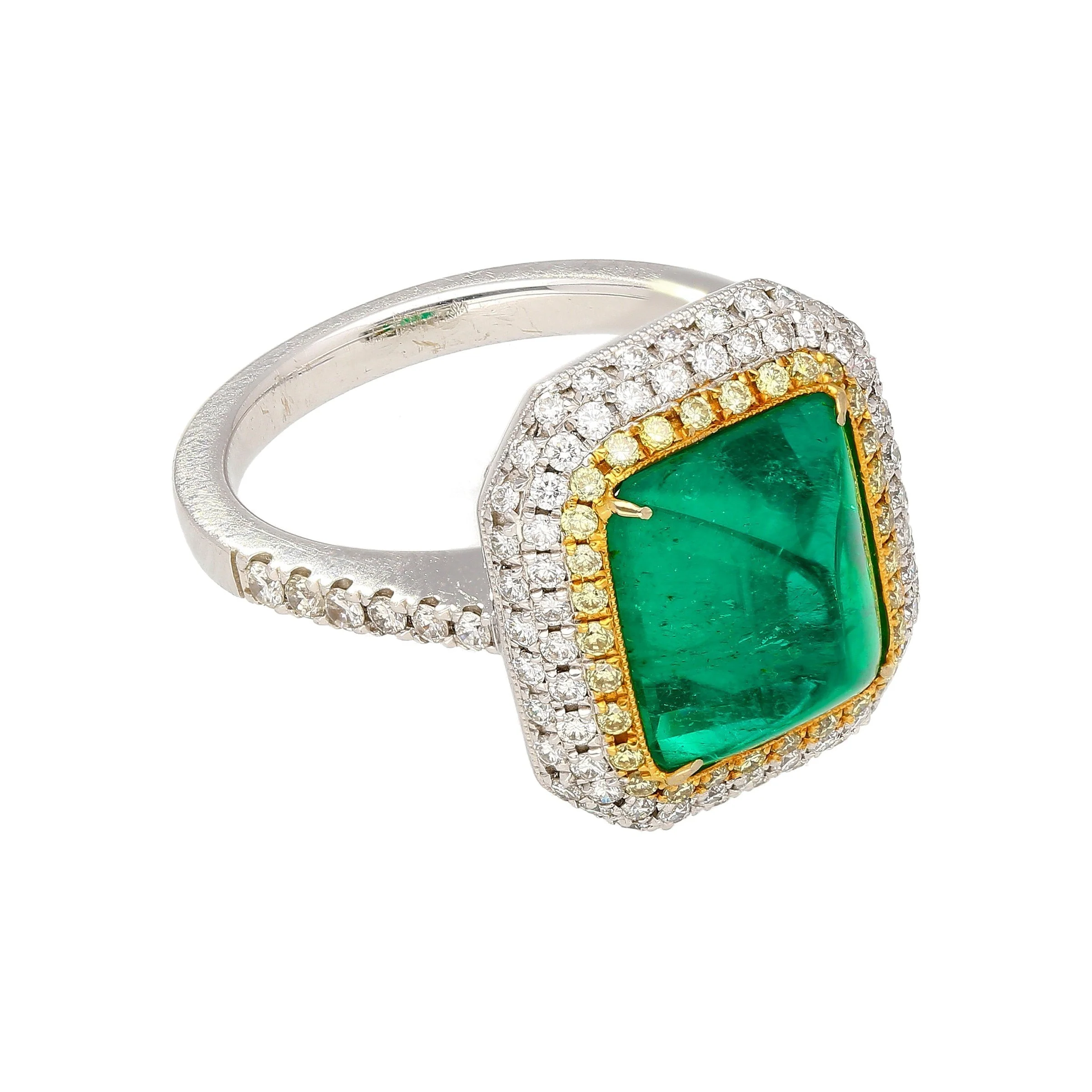 4.49 Carat Sugarloaf Cabochon Cut Colombian Emerald and Diamond Halo Ring in 18k White Gold - Image 3