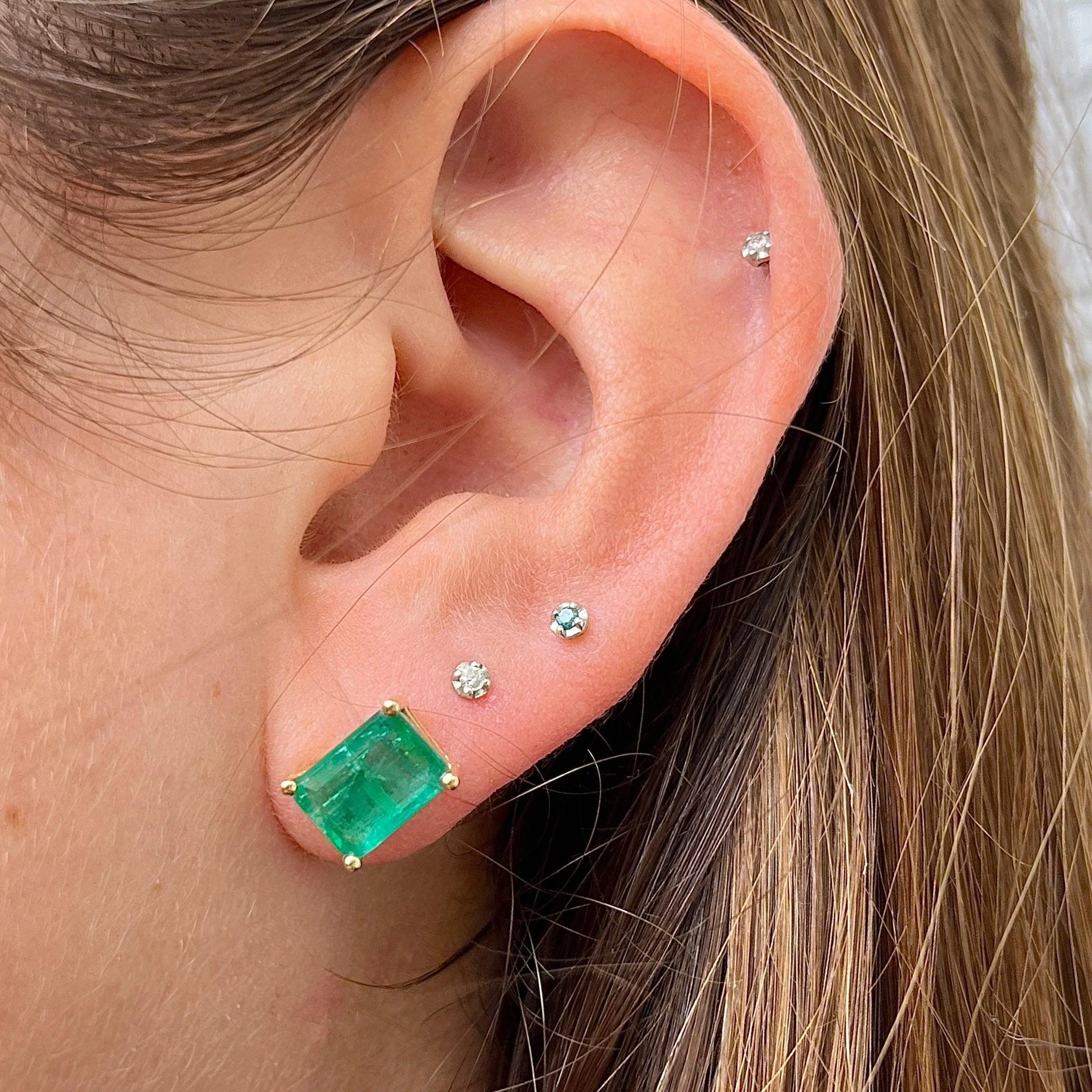 4.7 Carat TW Natural Green Emerald Stud Earrings in 14K Solid Yellow Gold - Image 5