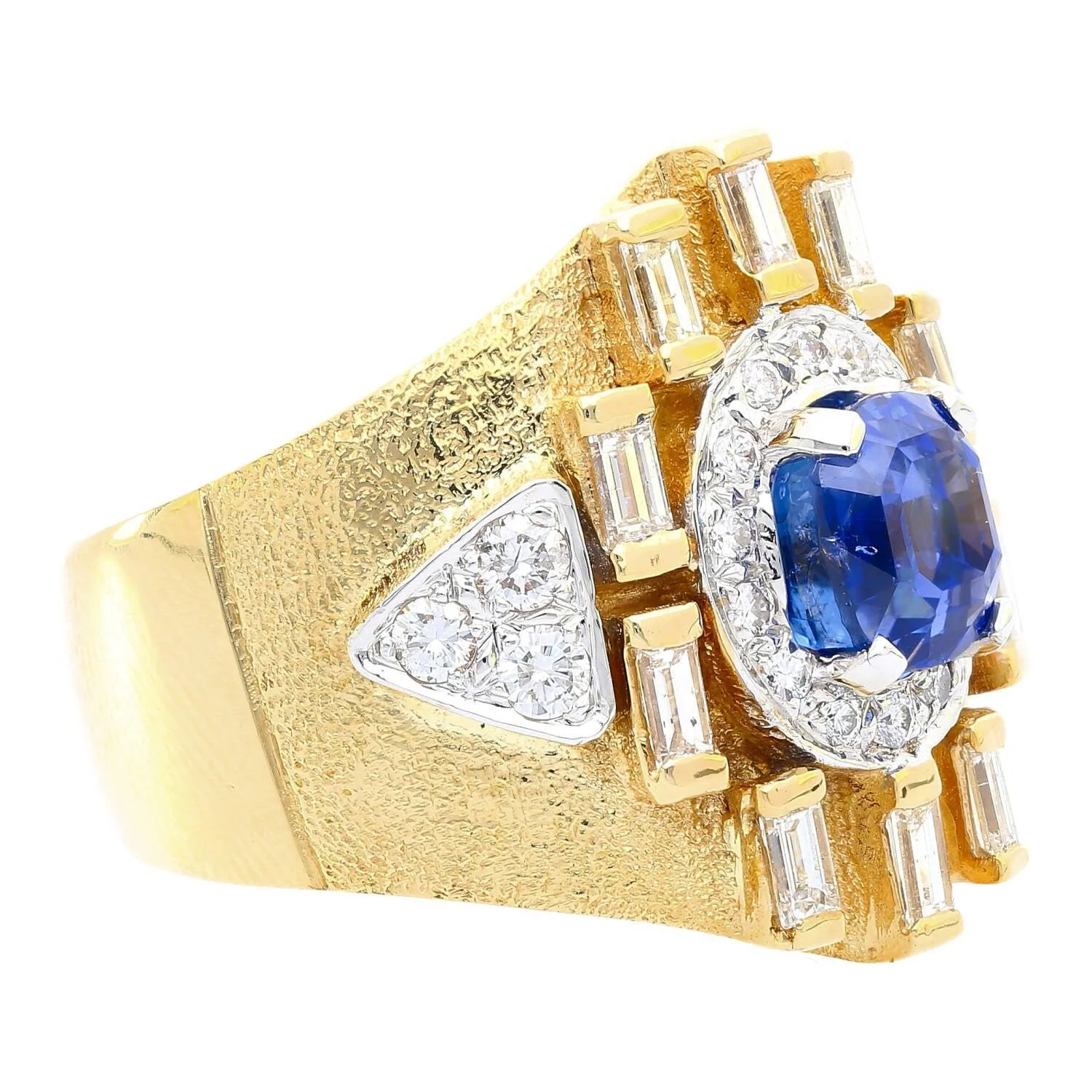 Vintage 4.57 Carat Blue Sapphire & Baguette Diamond Mens Matte Finish Gold Ring - Image 5