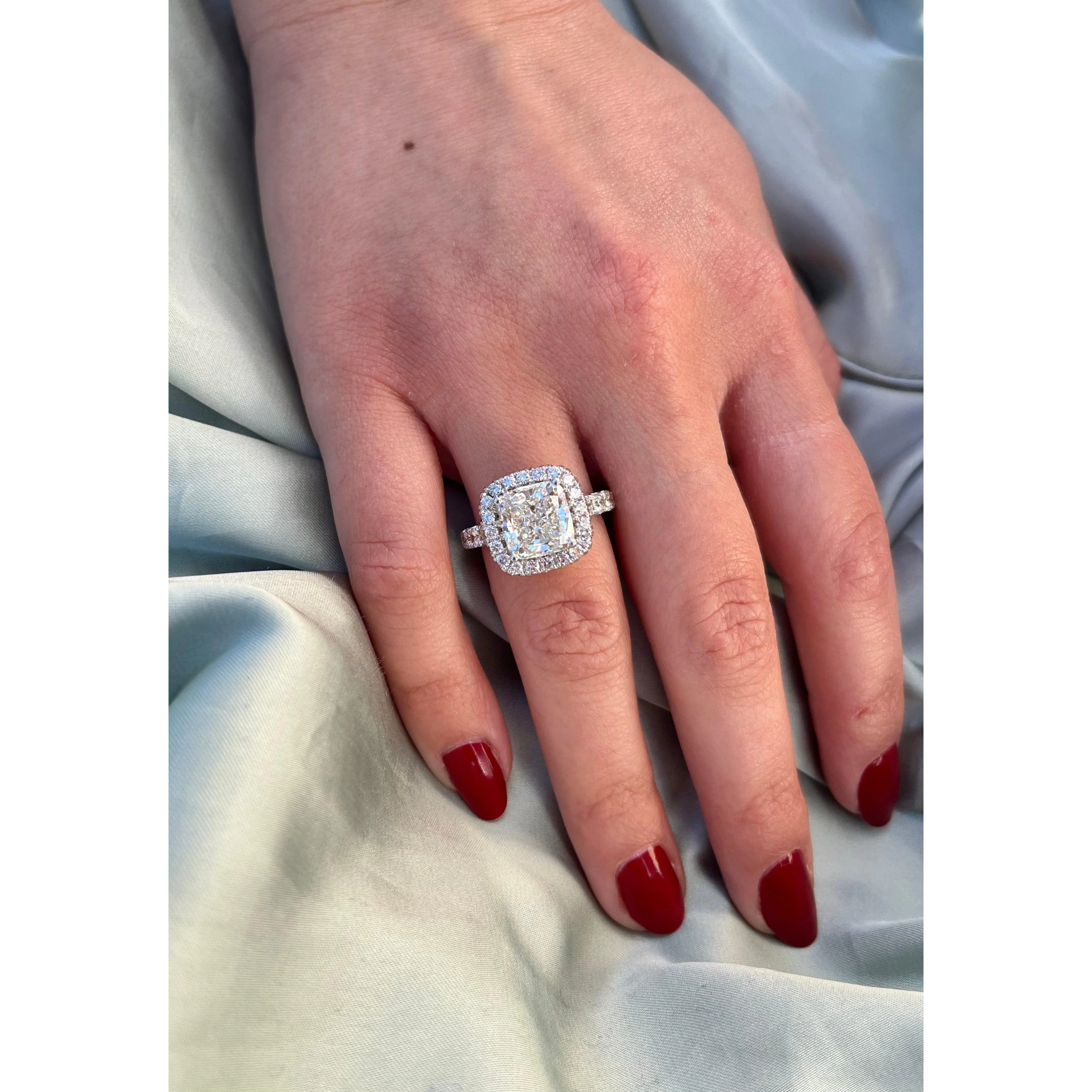 4 Carat Cushion-Cut, H color, VS1 Clarity, Lab Grown Diamond Engagement Ring - Image 6