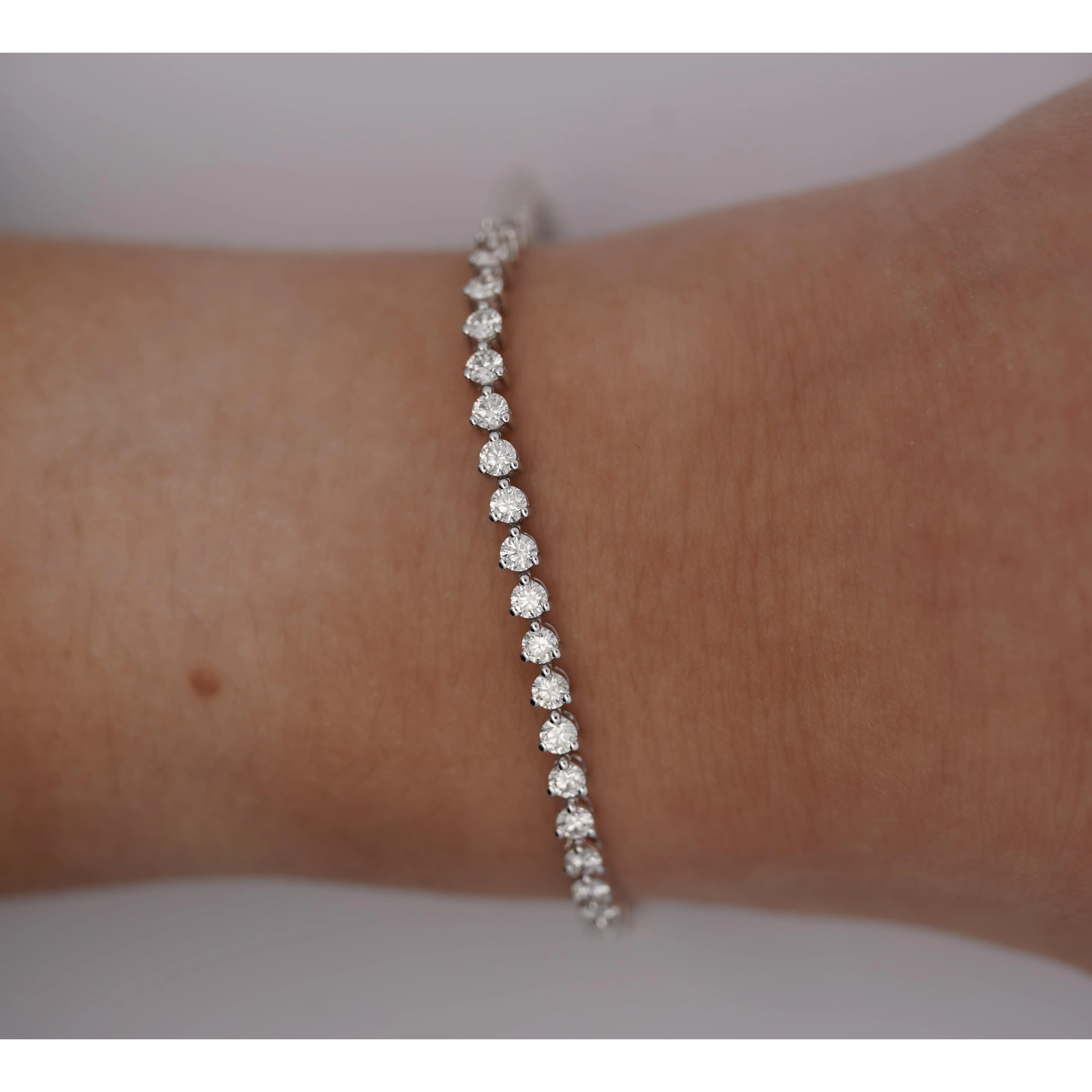 4 Carat Round Natural Diamond 2.7mm 3-Prong Tennis Bracelet in 18K White Gold 7" - Image 5