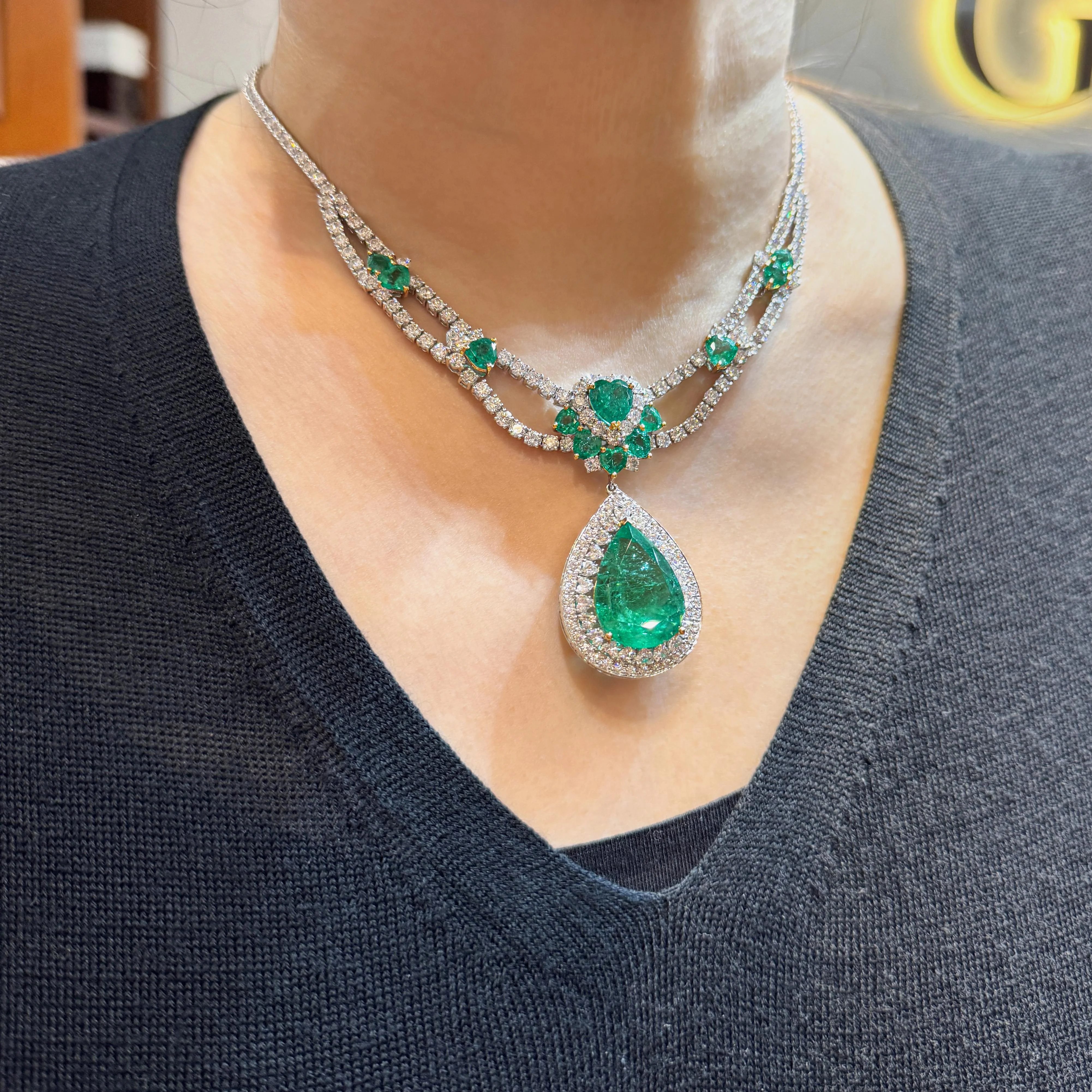 45.58 Carat TW Colombian Emerald & Diamond Chandelier Drop Necklace - Image 7