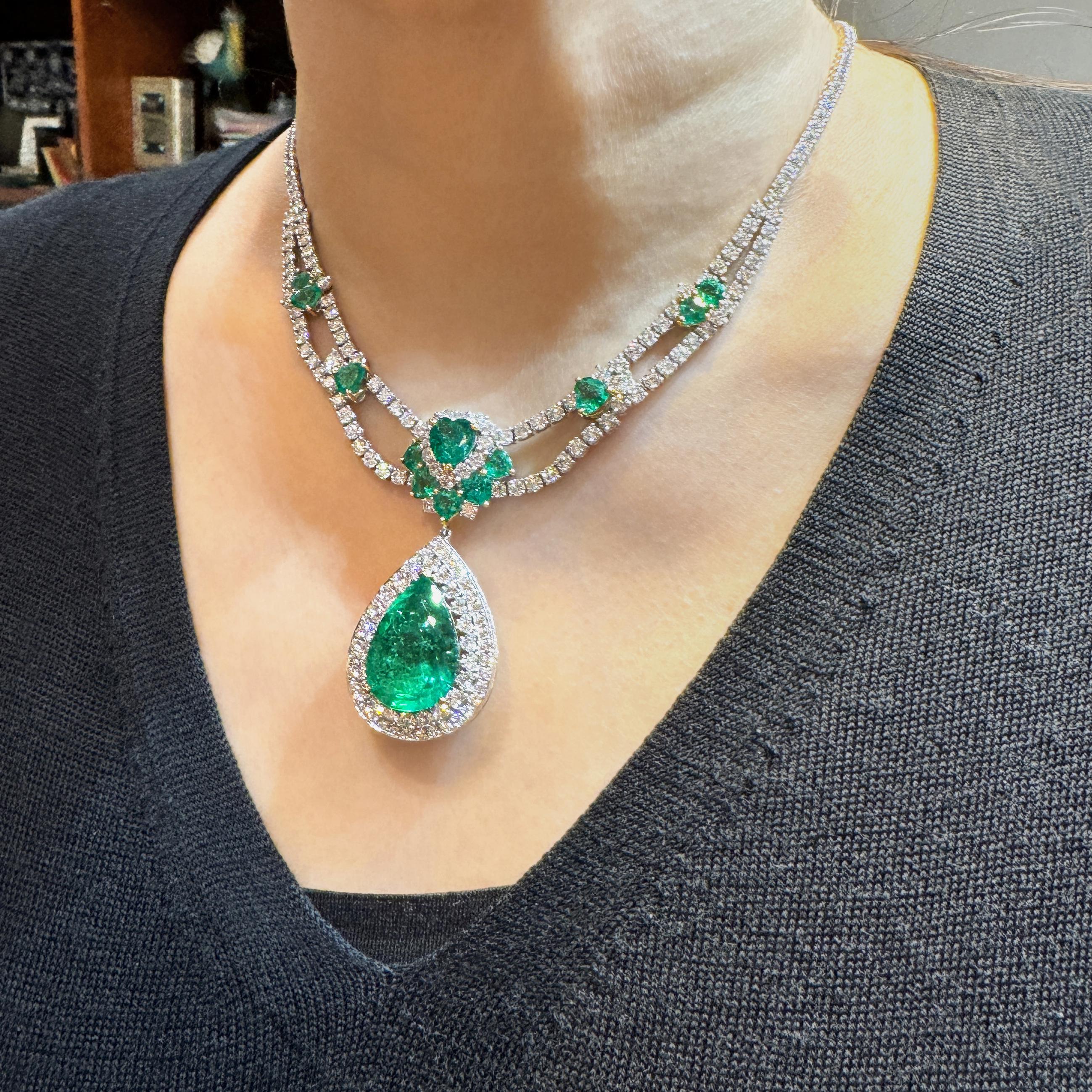 45.58 Carat TW Colombian Emerald & Diamond Chandelier Drop Necklace - Image 8