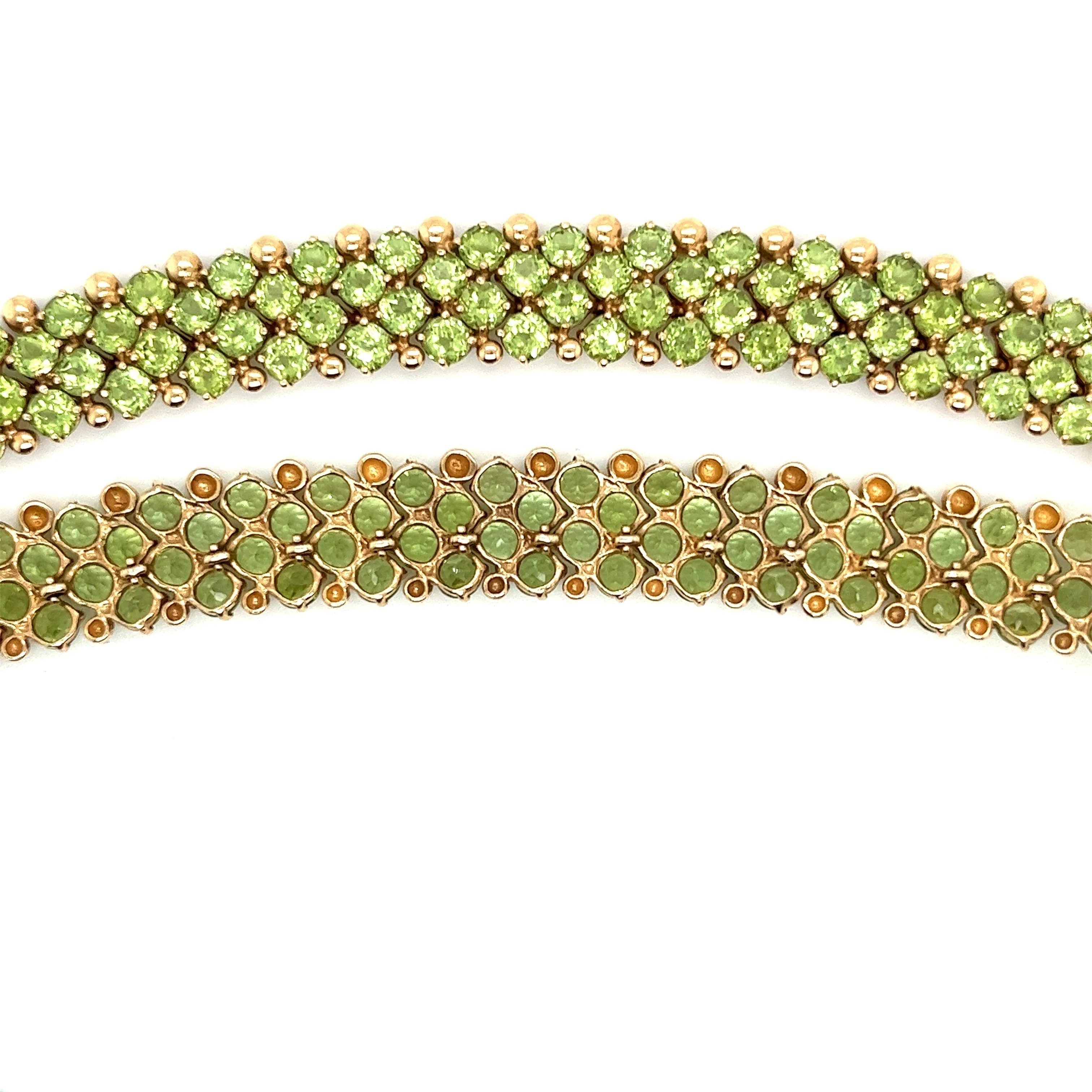45 Carat Green Peridot Cluster Choker Necklace in 14K Yellow Gold - Image 2