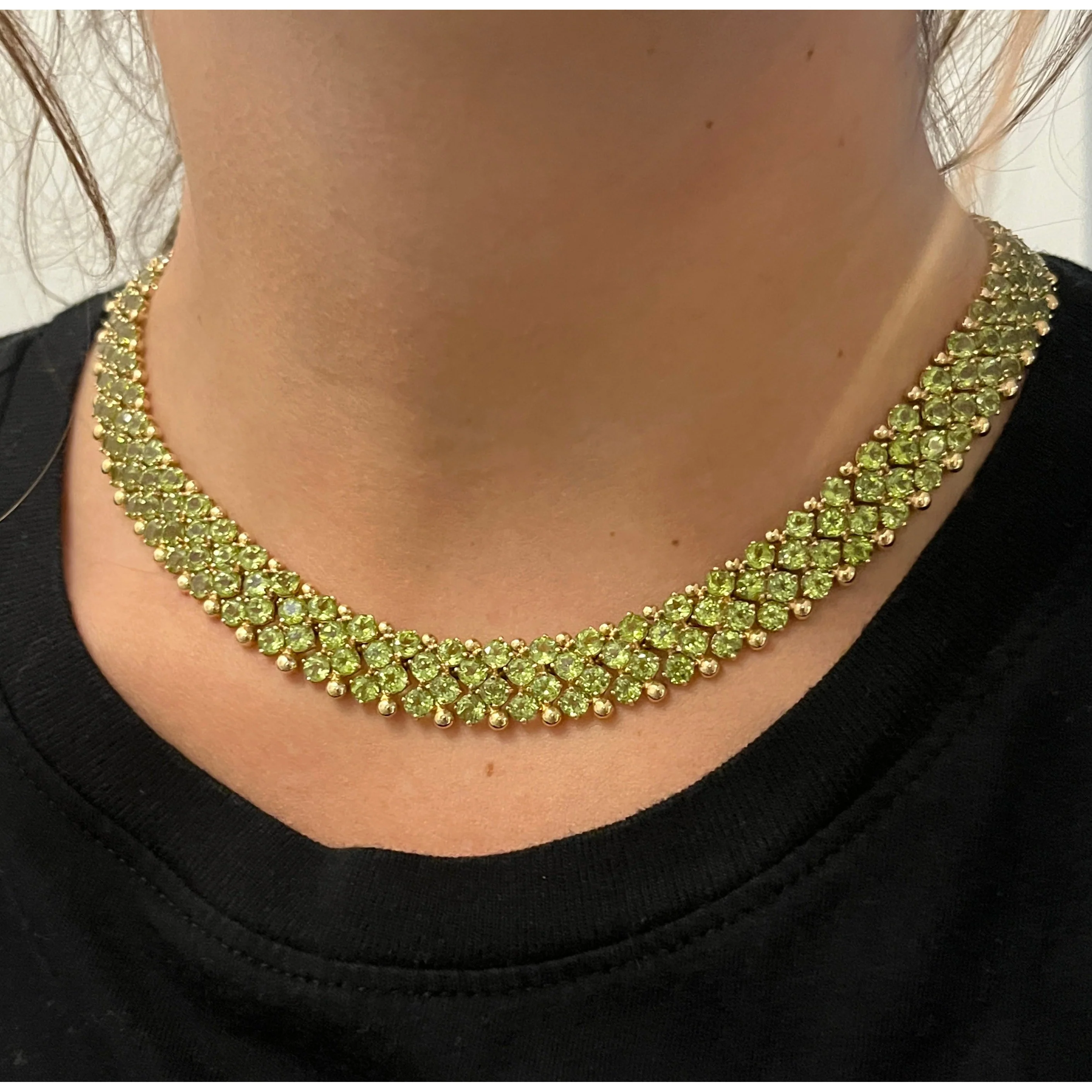 45 Carat Green Peridot Cluster Choker Necklace in 14K Yellow Gold - Image 5