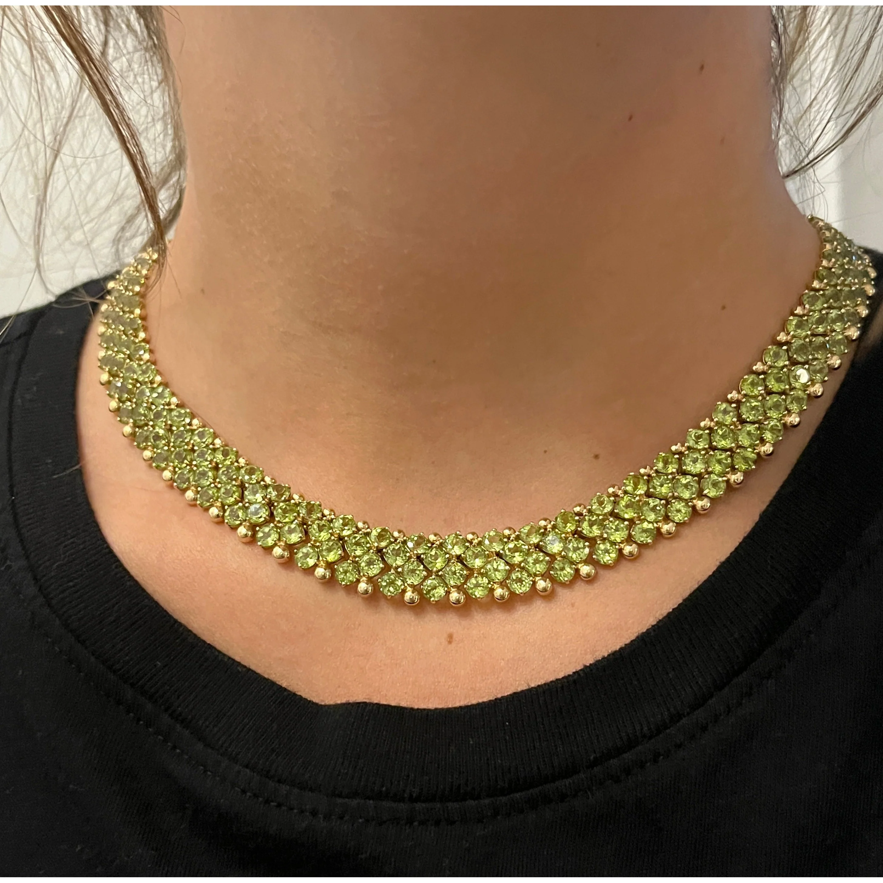 45 Carat Green Peridot Cluster Choker Necklace in 14K Yellow Gold - Image 6