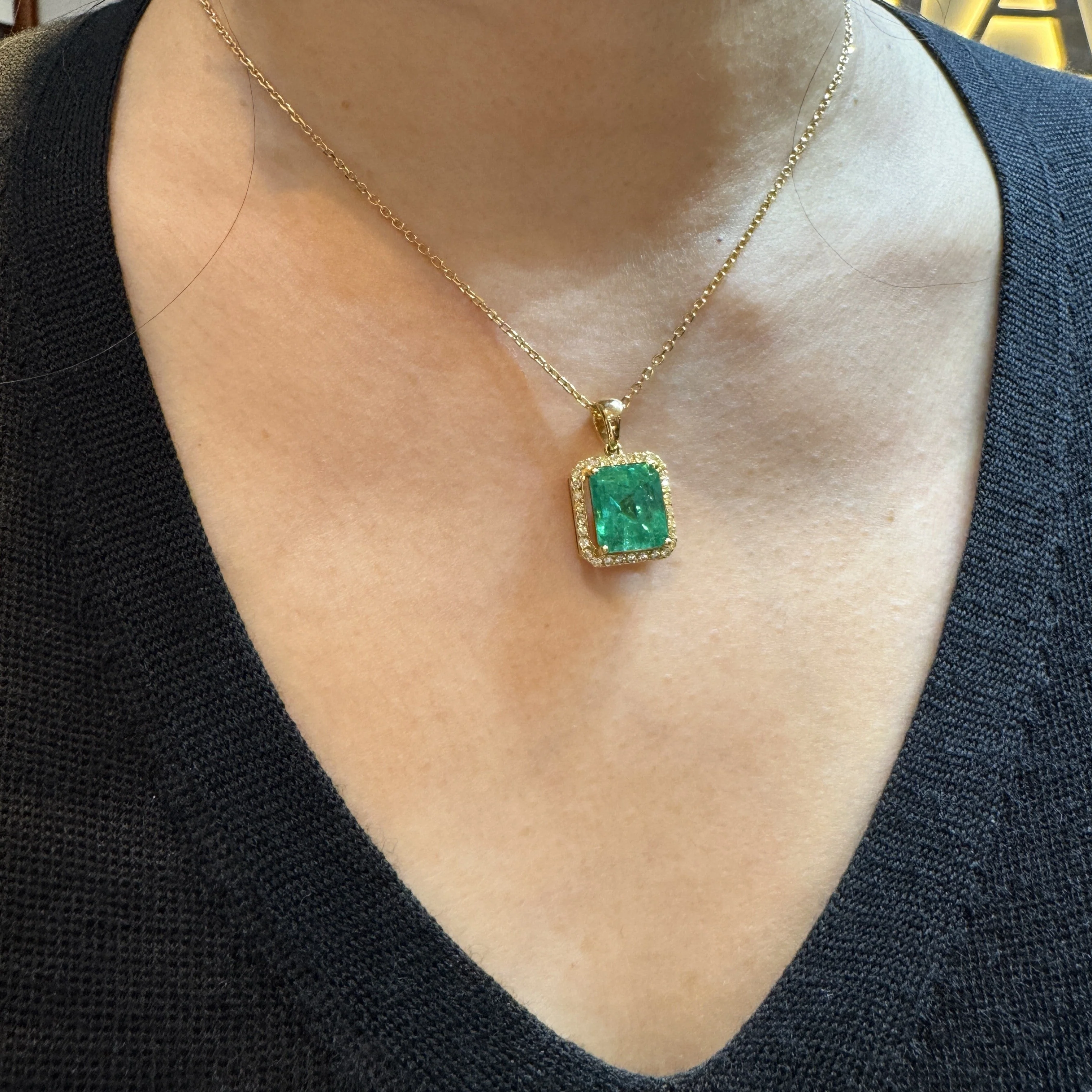 5.42 Carat Natural Emerald Pendant Necklace with Yellow Diamond Halo in 18k Gold - Image 10