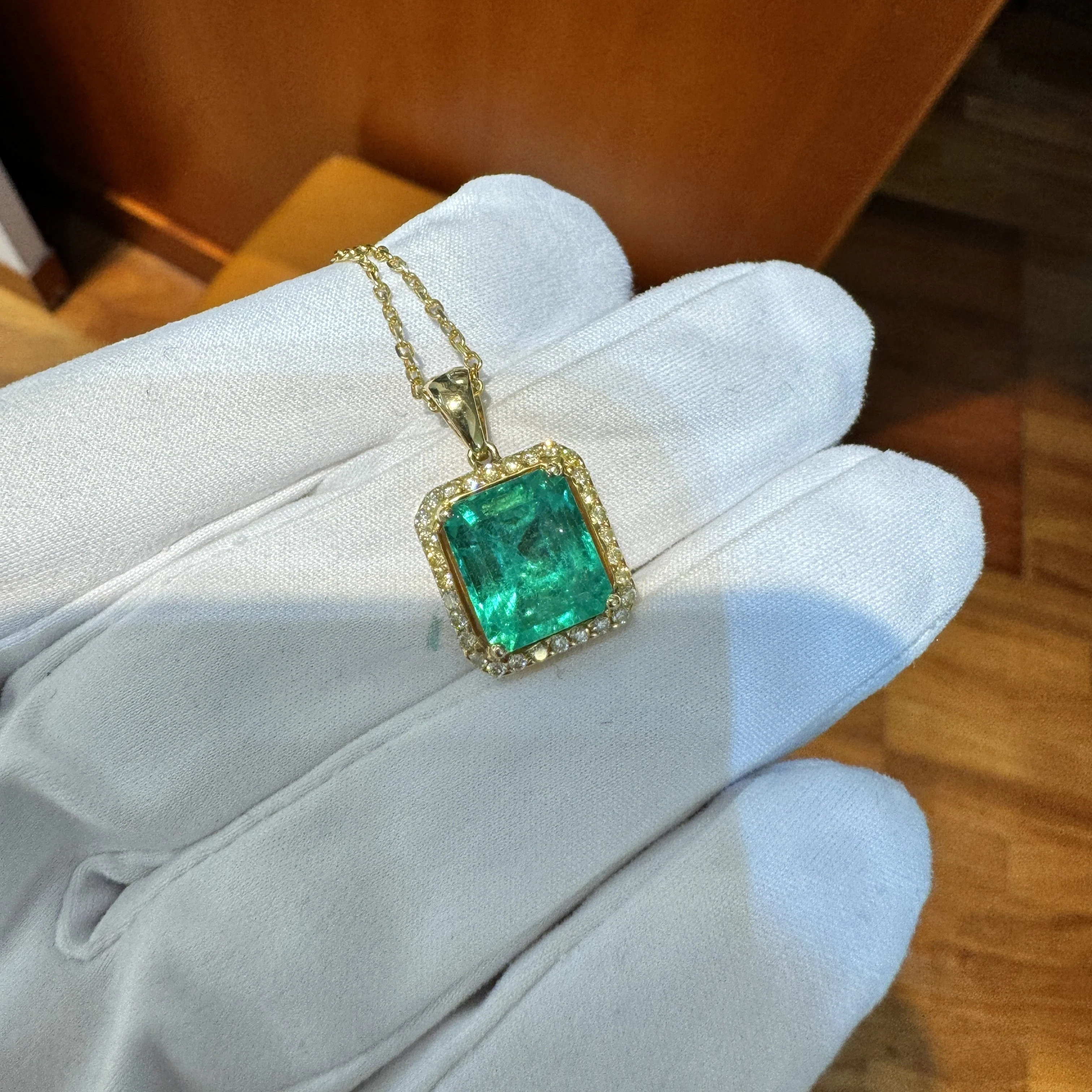 5.42 Carat Natural Emerald Pendant Necklace with Yellow Diamond Halo in 18k Gold - Image 12