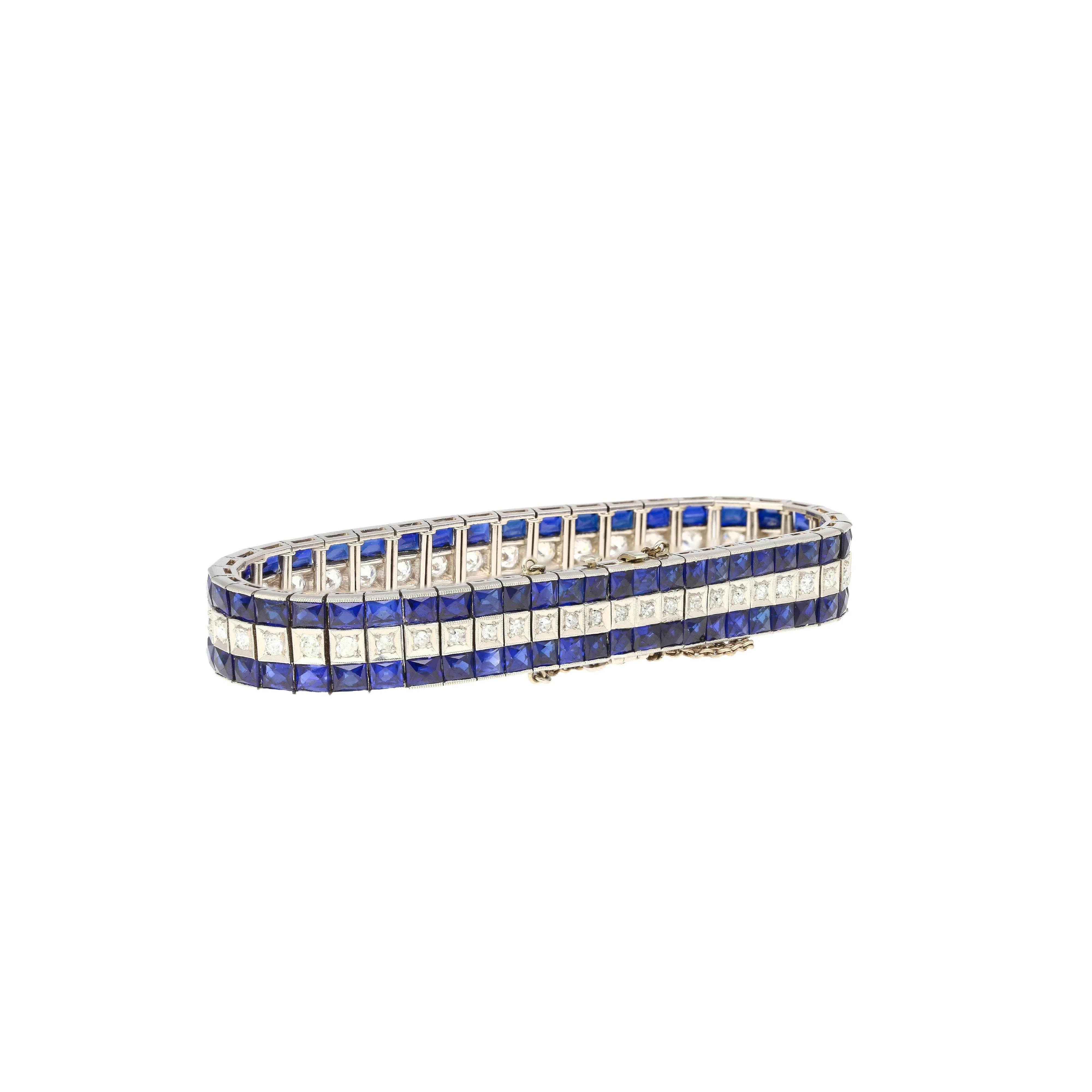 5.50 Carat Vintage Art Deco Platinum Bracelet With Diamonds and Princess-Cut Blue Sapphires - Image 5