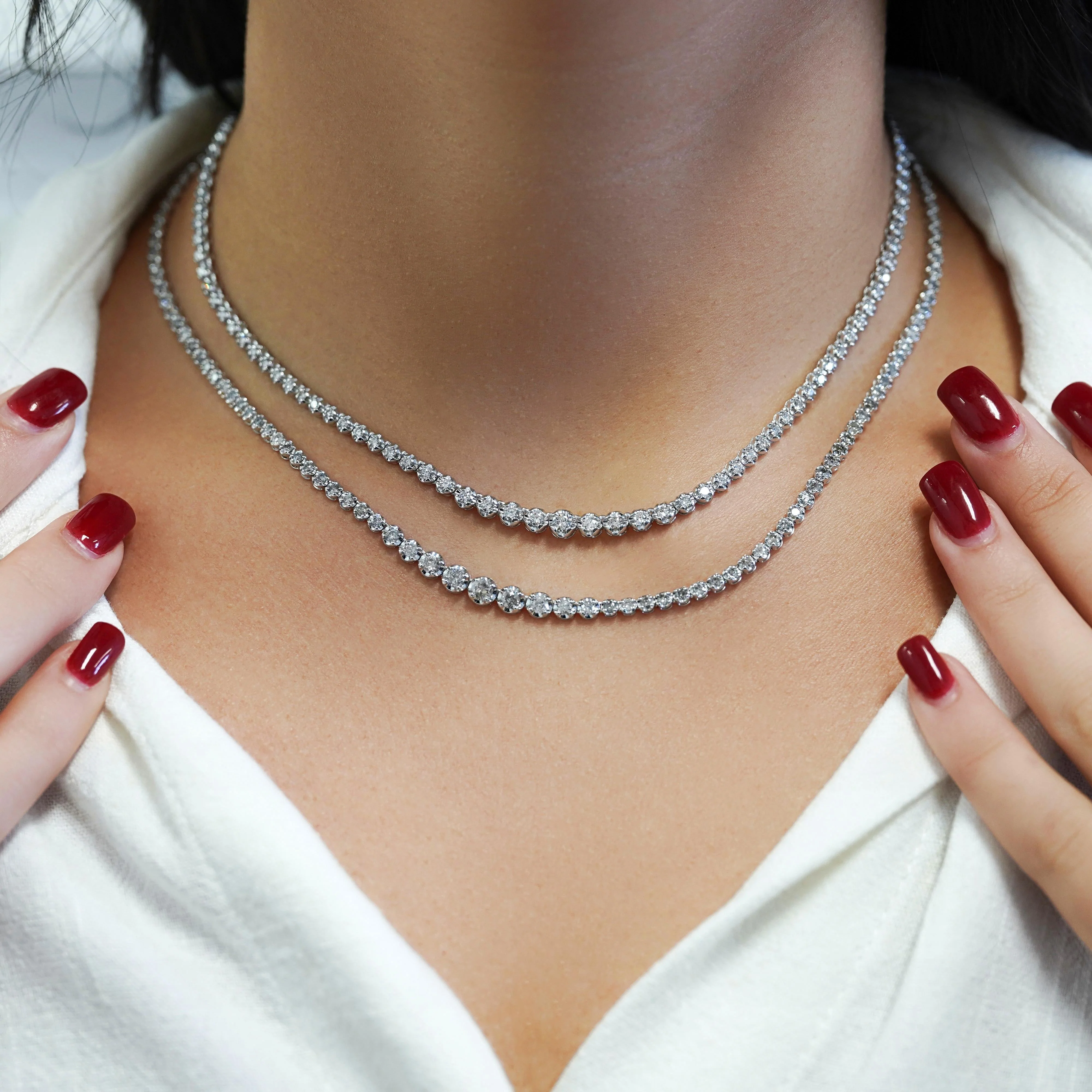 5.5 Carat Diamond 18K White Gold 4-Prong Graduated Tennis Necklace - Image 3