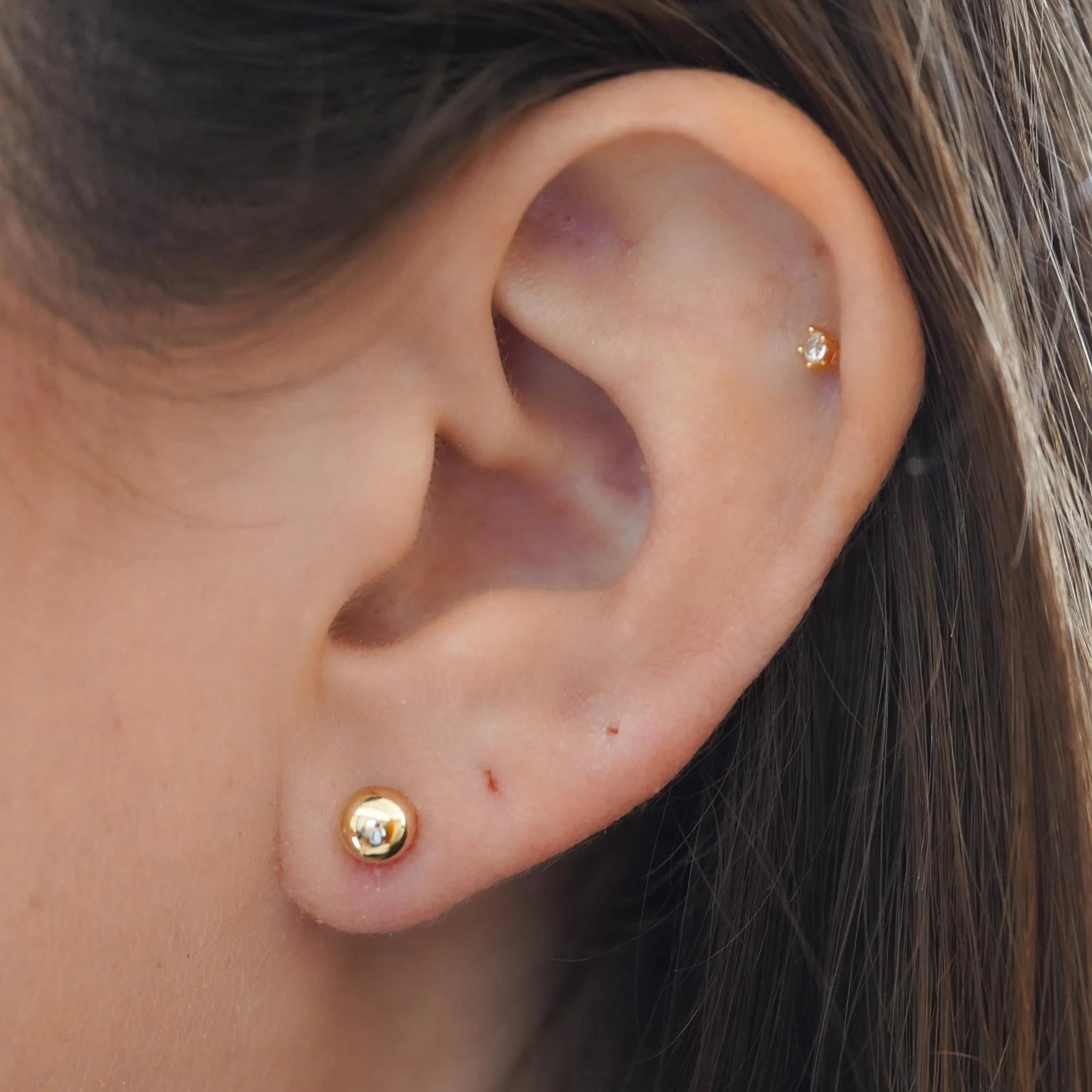 5mm Classic 14K Yellow Gold Ball Stud Earrings In Screw Backs - Image 3