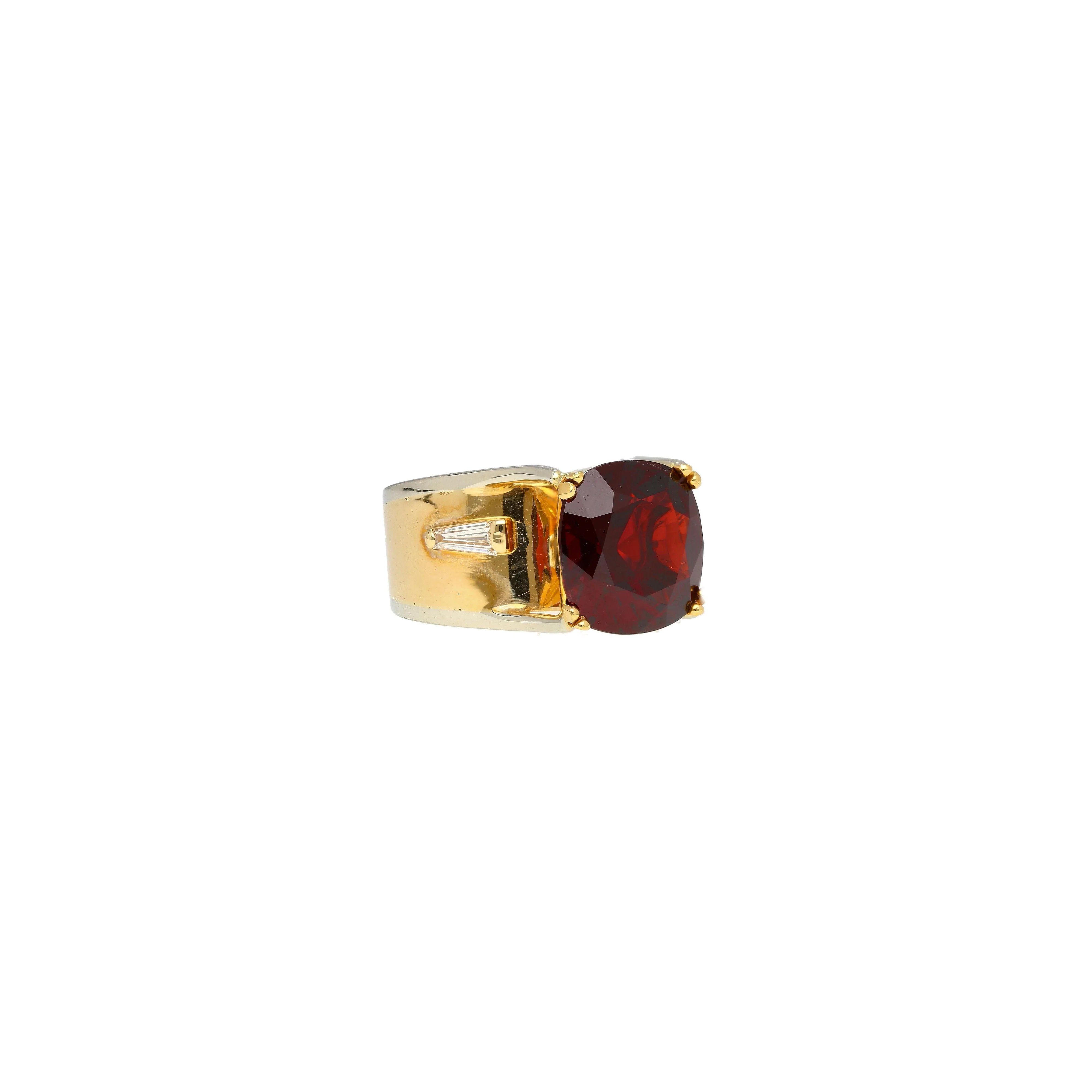 6.04 Carat Cushion Cut No Heat Burma Origin Spinel in Vintage 14K Gold Ring - Image 2