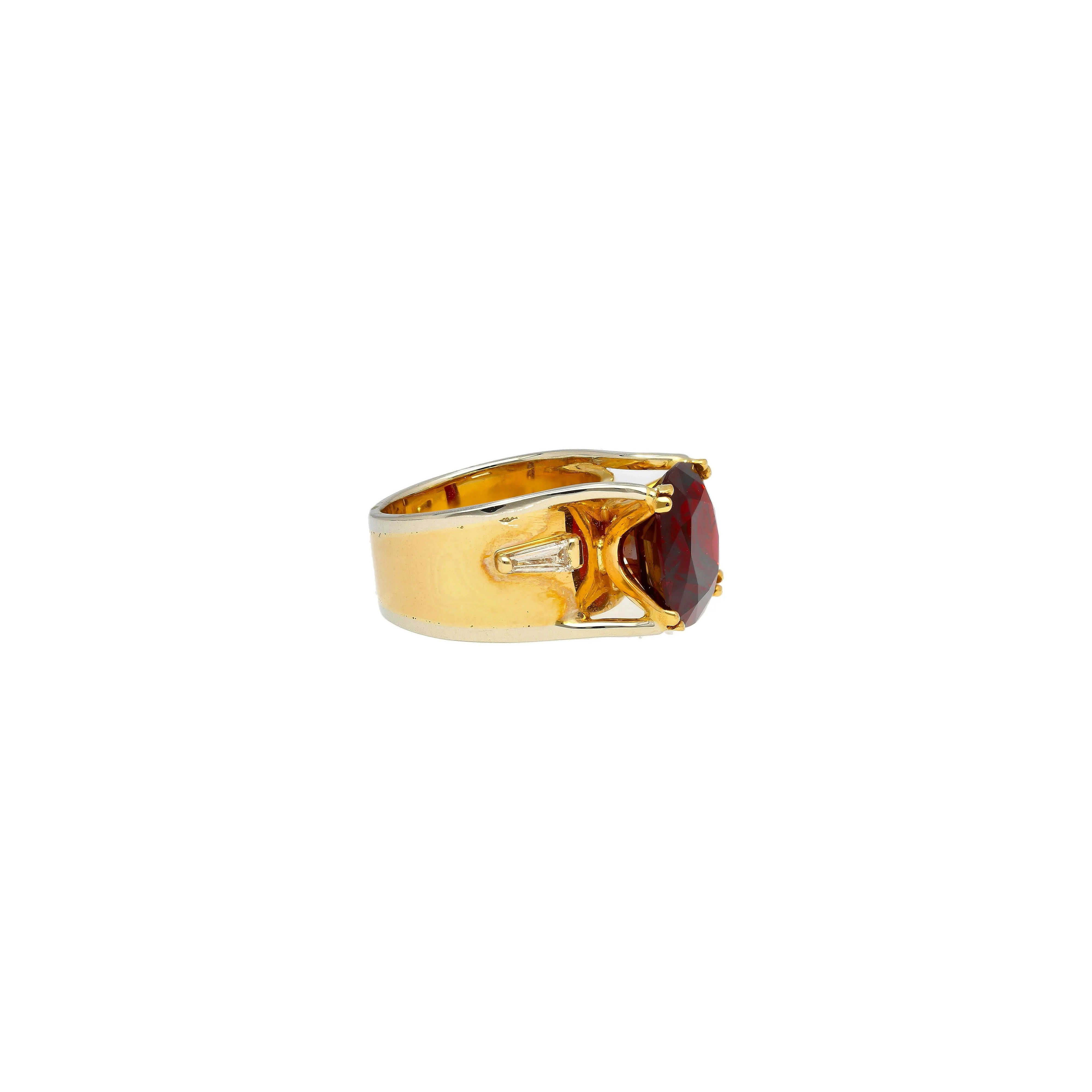 6.04 Carat Cushion Cut No Heat Burma Origin Spinel in Vintage 14K Gold Ring - Image 5