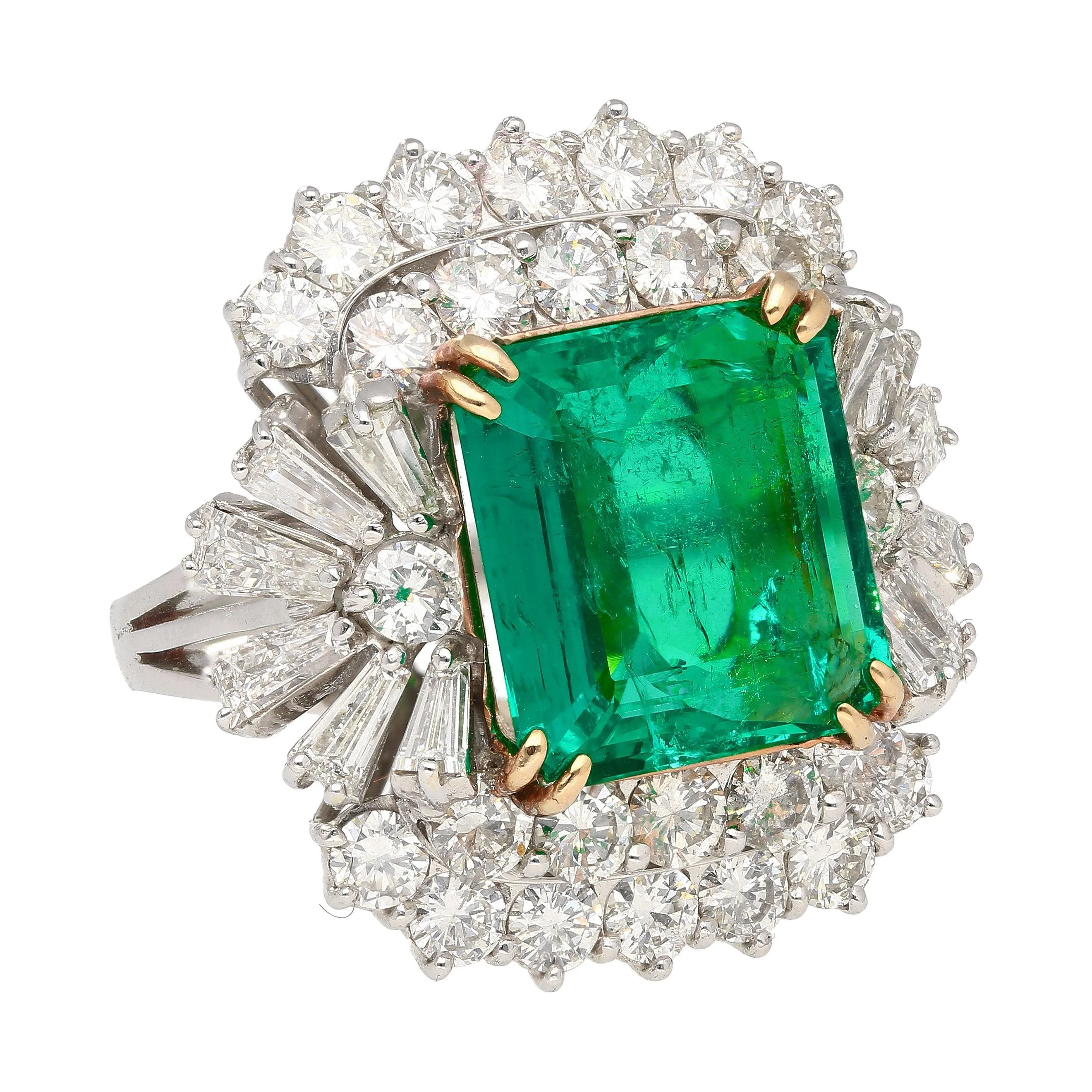 6.26 Carat Emerald Cut Emerald with Trillion and Round Cut Diamond Side Stone Ring in 18K White, Yellow Gold - Image 2