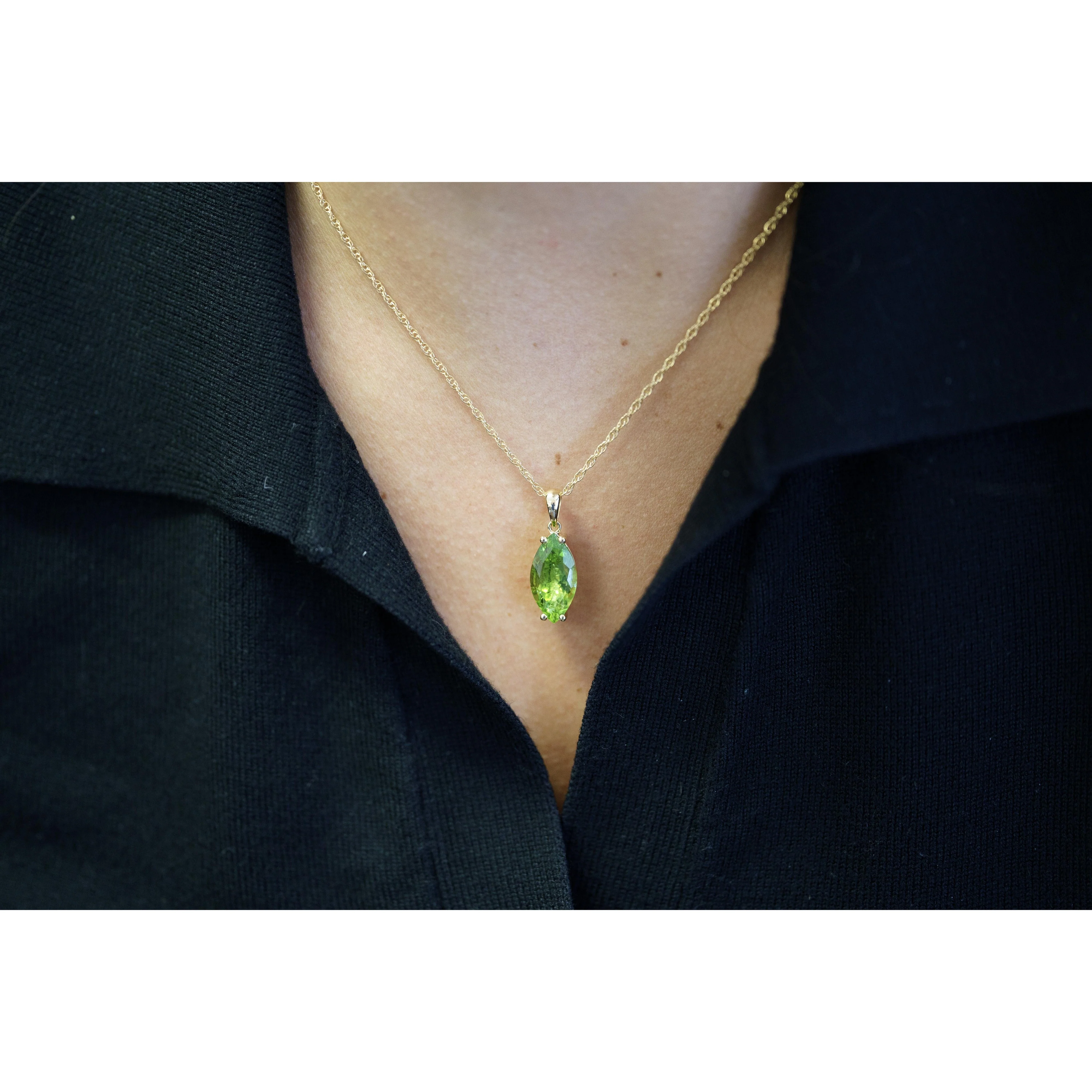 6.88 Carat Peridot Pendant Necklace in 14K Yellow Gold Rope Chain - Image 6