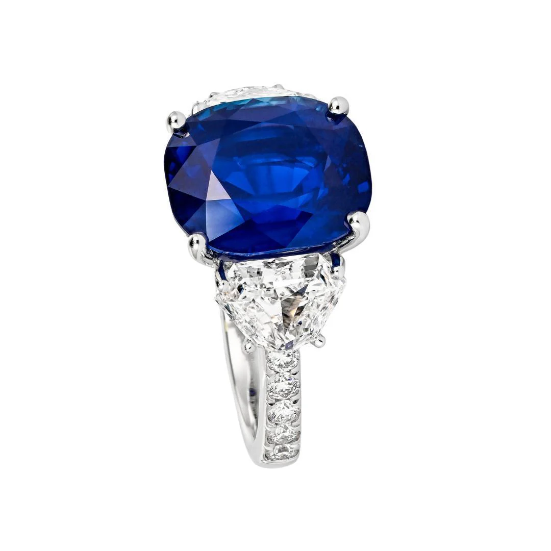 7.77 Carat Royal Blue Sapphire Ceylon No Heat Cushion Cut and Diamond Ring - Image 5