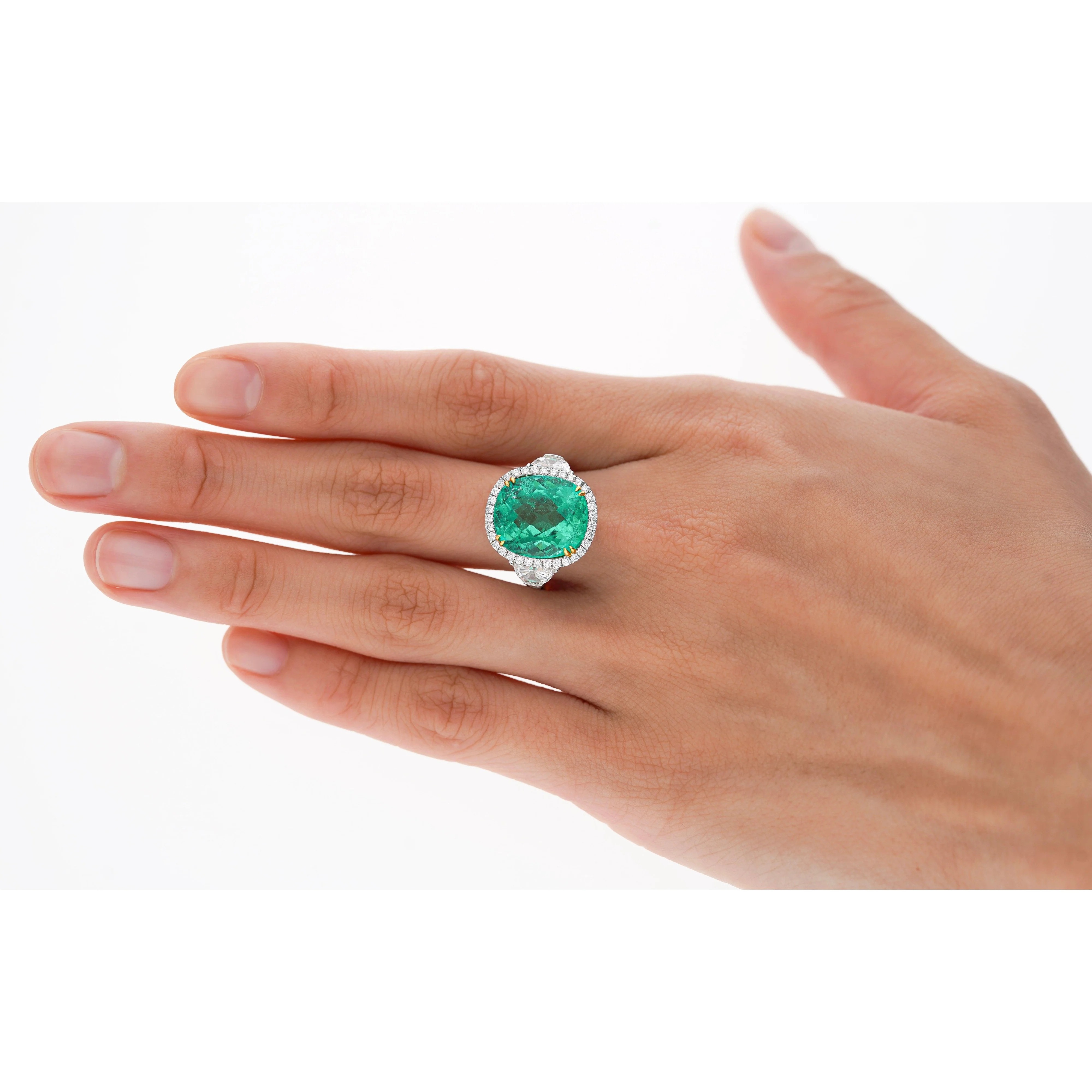 AGL Certified 7.36 Carat No Oil Cushion-Cut Colombian Emerald & Half Moon Cut Diamonds Ring - Image 10