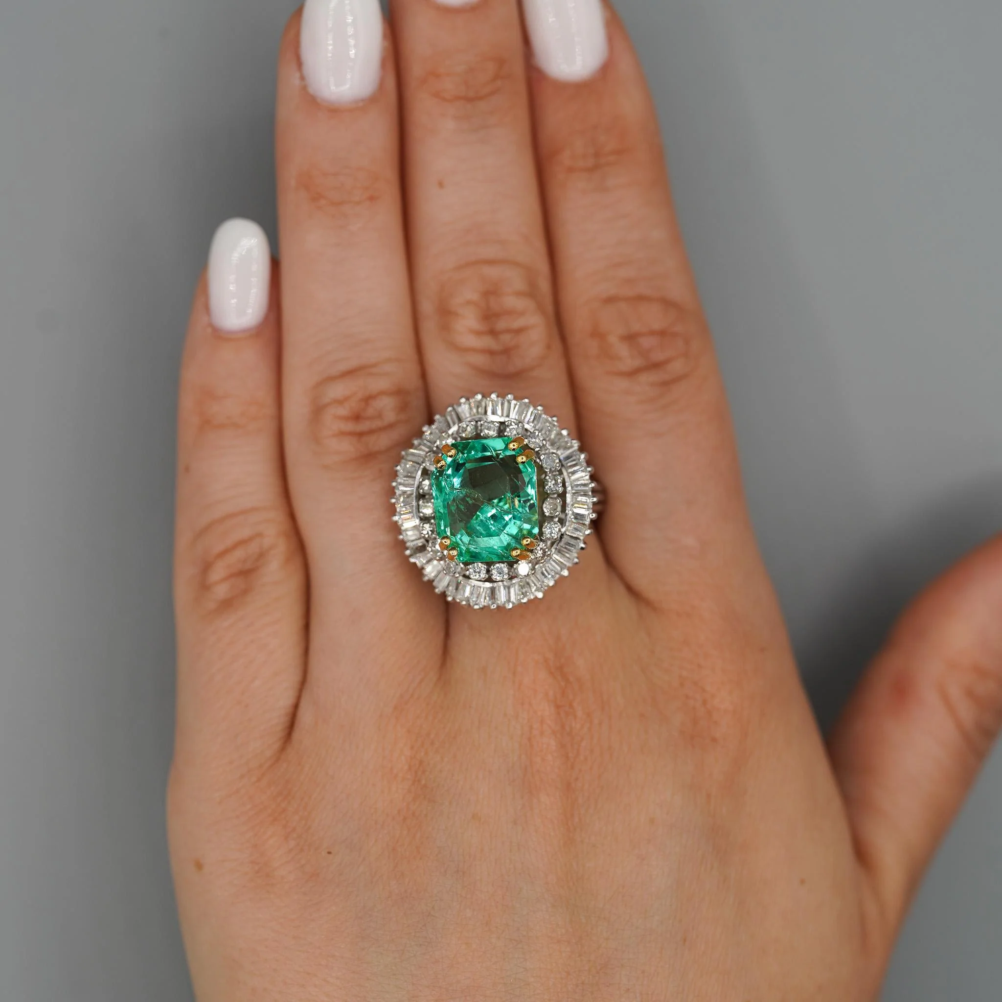 9.17 Carat Octagon Chivor Emerald & Diamond Palladium Ballerina Ring - Image 5