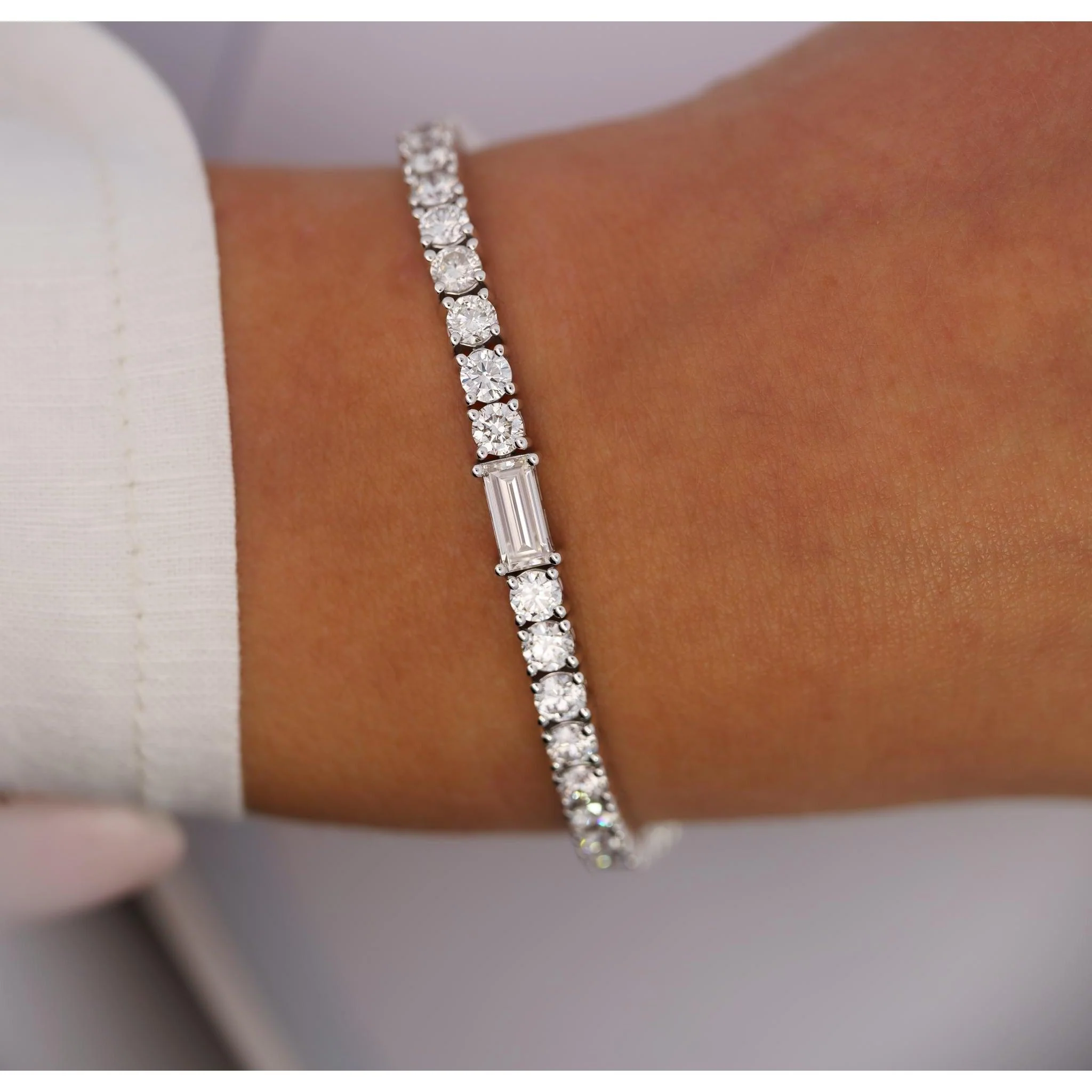 9-5 Carat Round & Emerald Cut Center Lab Diamond Tennis Bracelet in 18K - Image 11