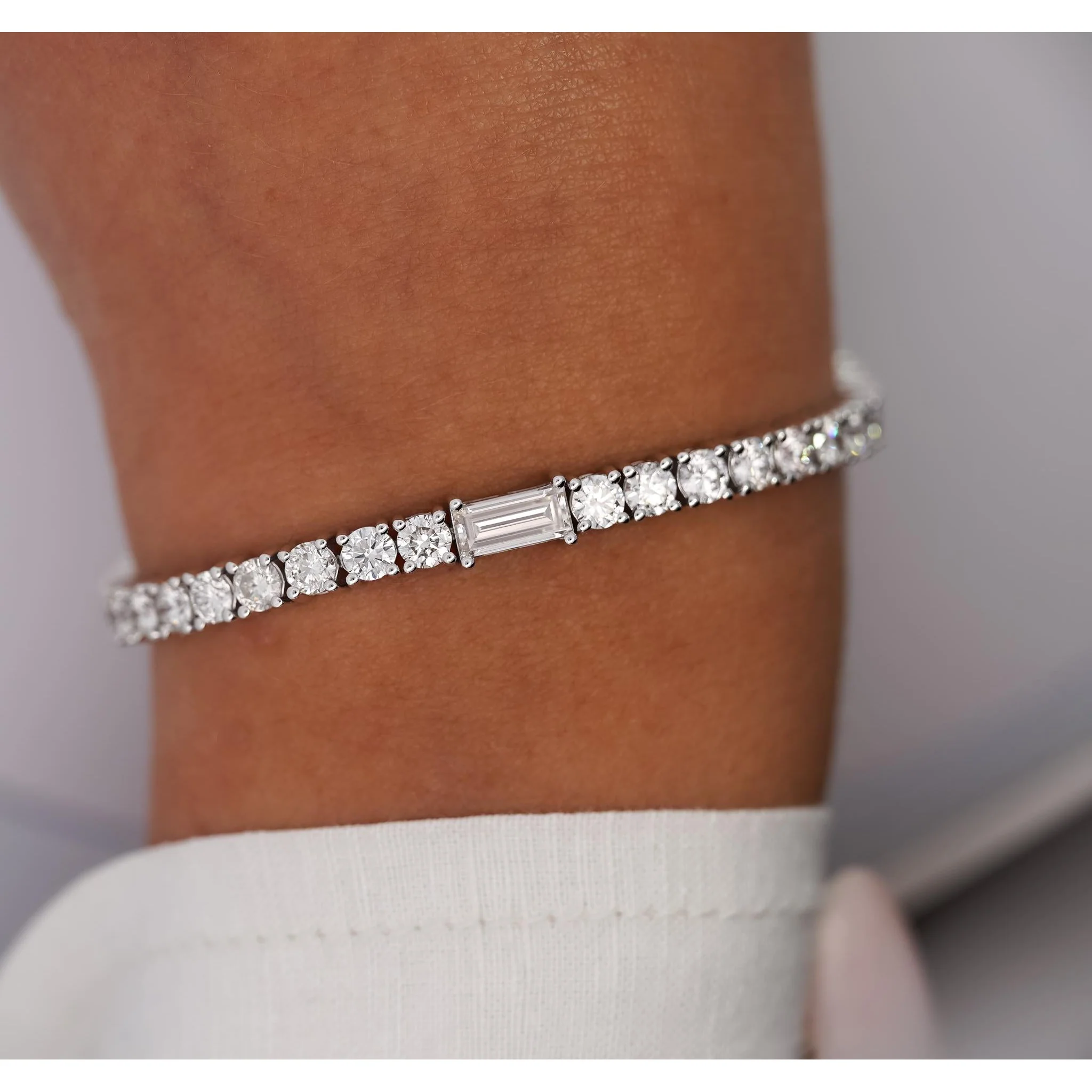 9-5 Carat Round & Emerald Cut Center Lab Diamond Tennis Bracelet in 18K - Image 12