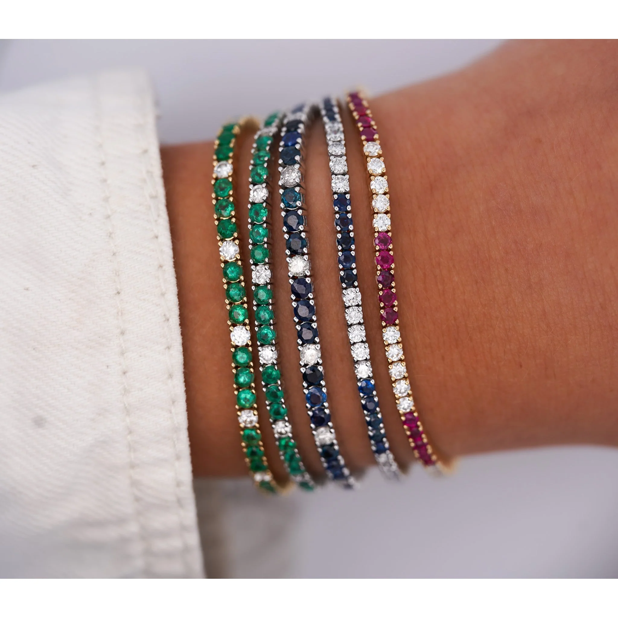9 Carat Natural Blue Sapphire and Diamond Tennis Bracelet in 18K White Gold | 7 Inch 3MM - Image 4