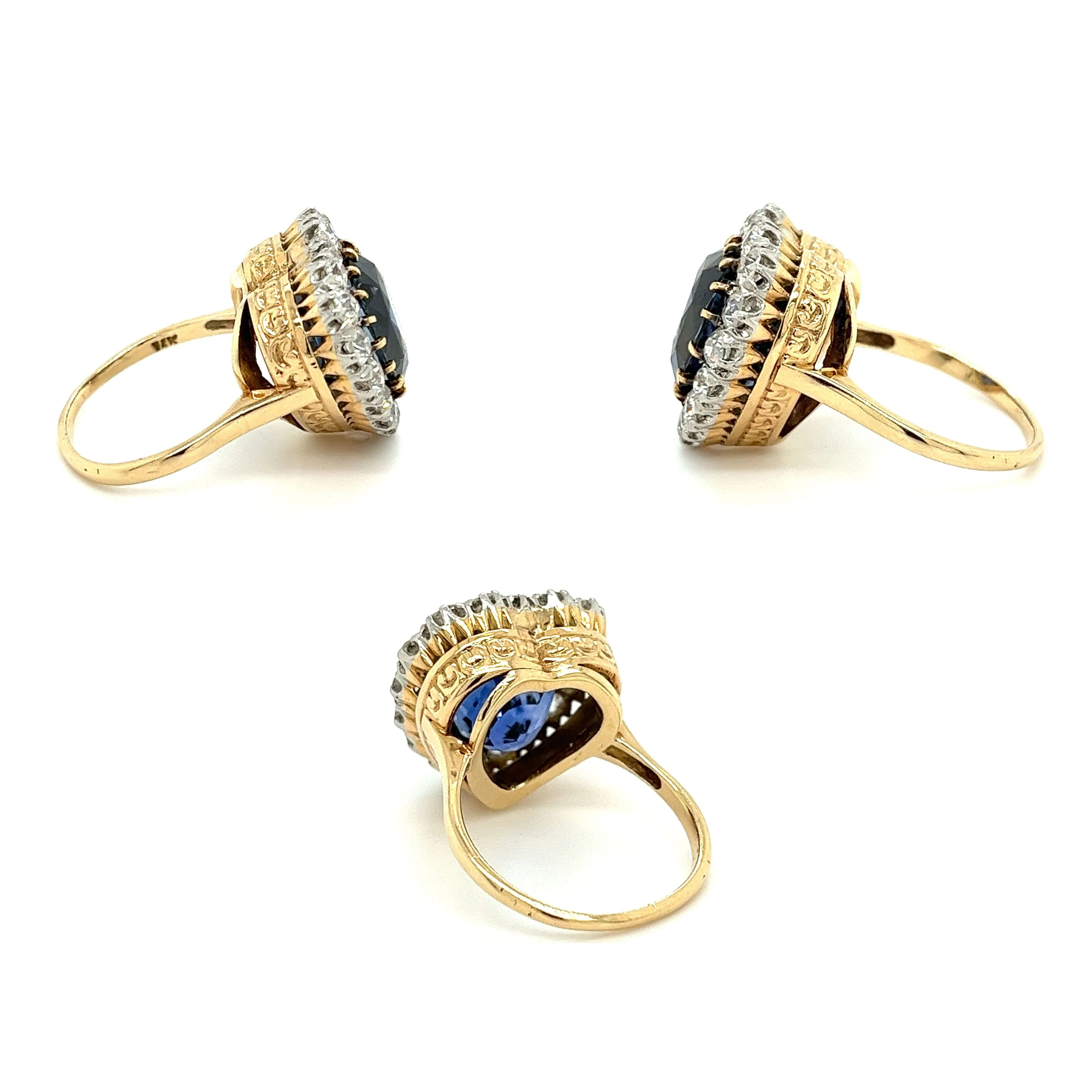 9 Carat No Heat Ceylon Blue Sapphire and Old Euro Cut Diamond Ring in 14K - Image 5