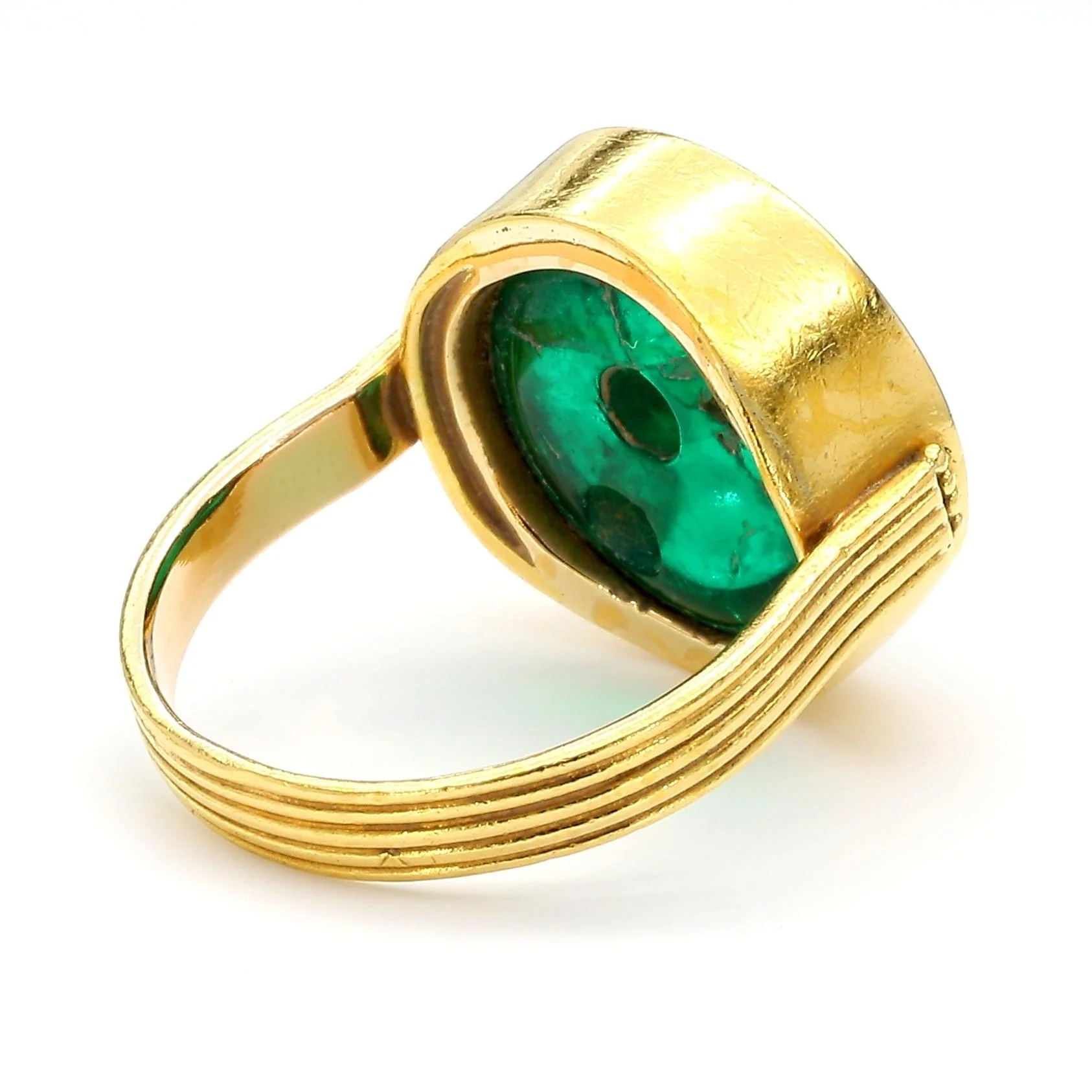 AGL Cert. 10ct Colombian Emerald Cabochon Bezel Gold Egyptian Revival Ring - Image 4