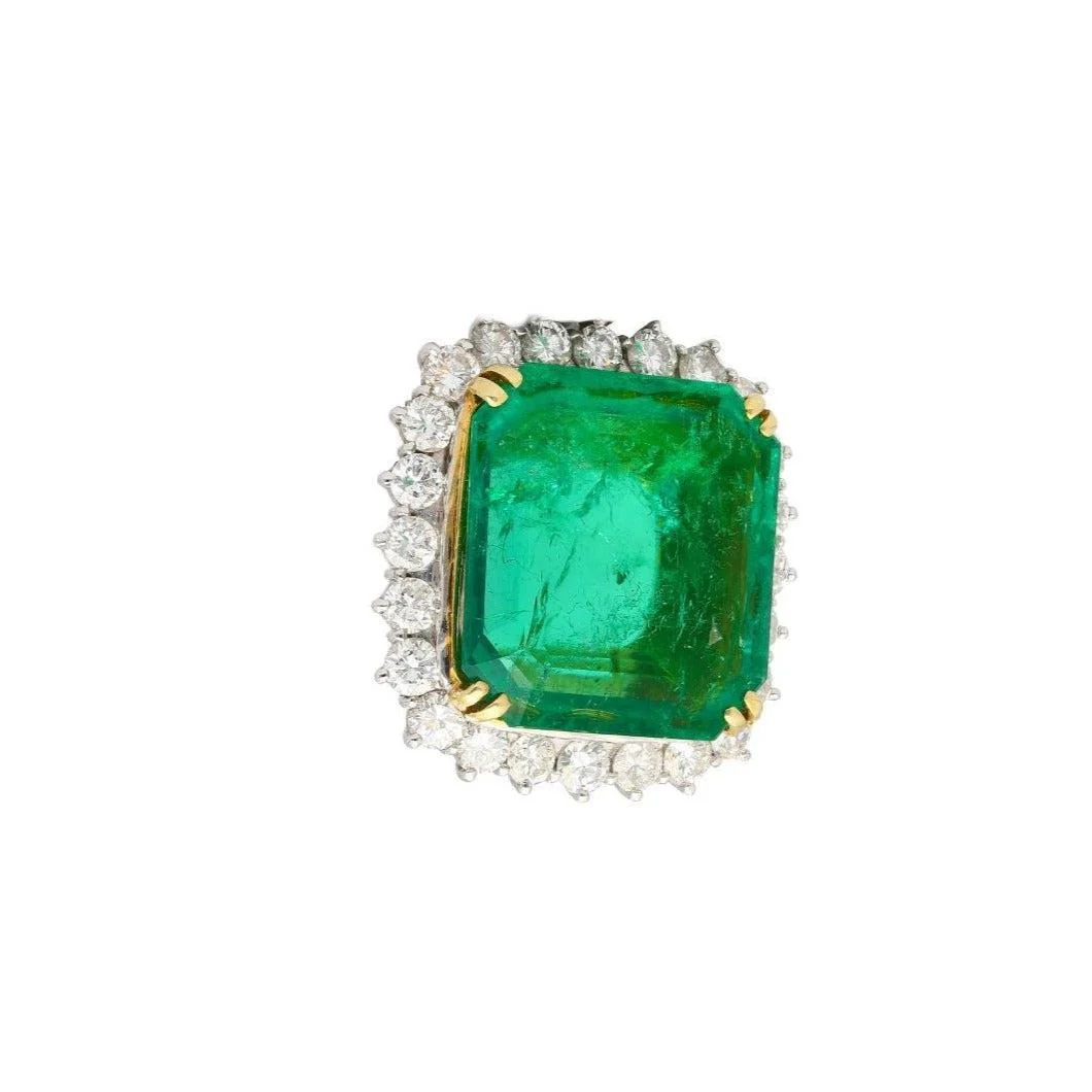 AGL Certified 13.49 Carat Minor Oil Colombian Emerald & Diamond Halo Platinum Necklace - Image 4