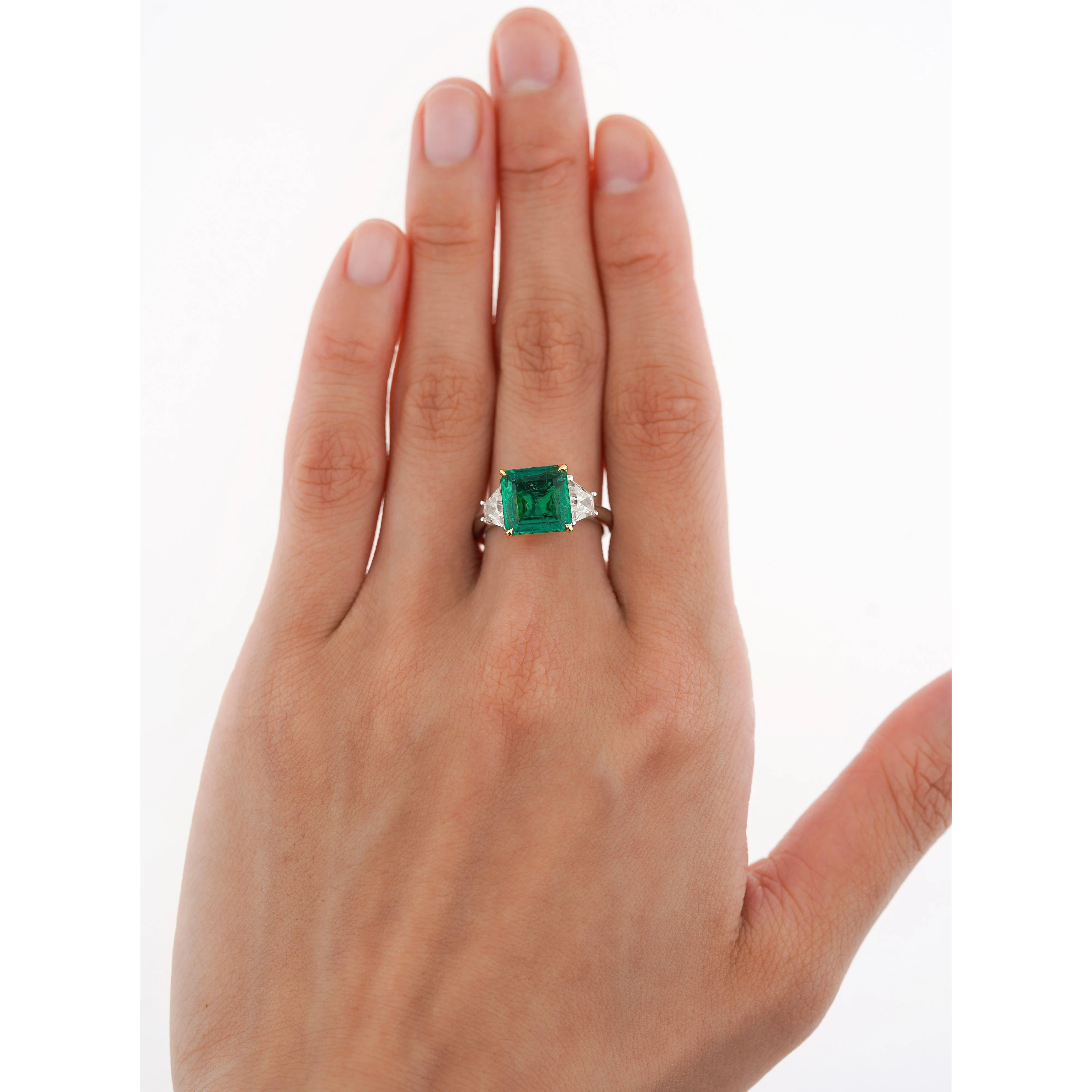 AGL Cert. 2.44 Carat No Oil Colombian Emerald & Trapezoid Diamond Ring - Image 11