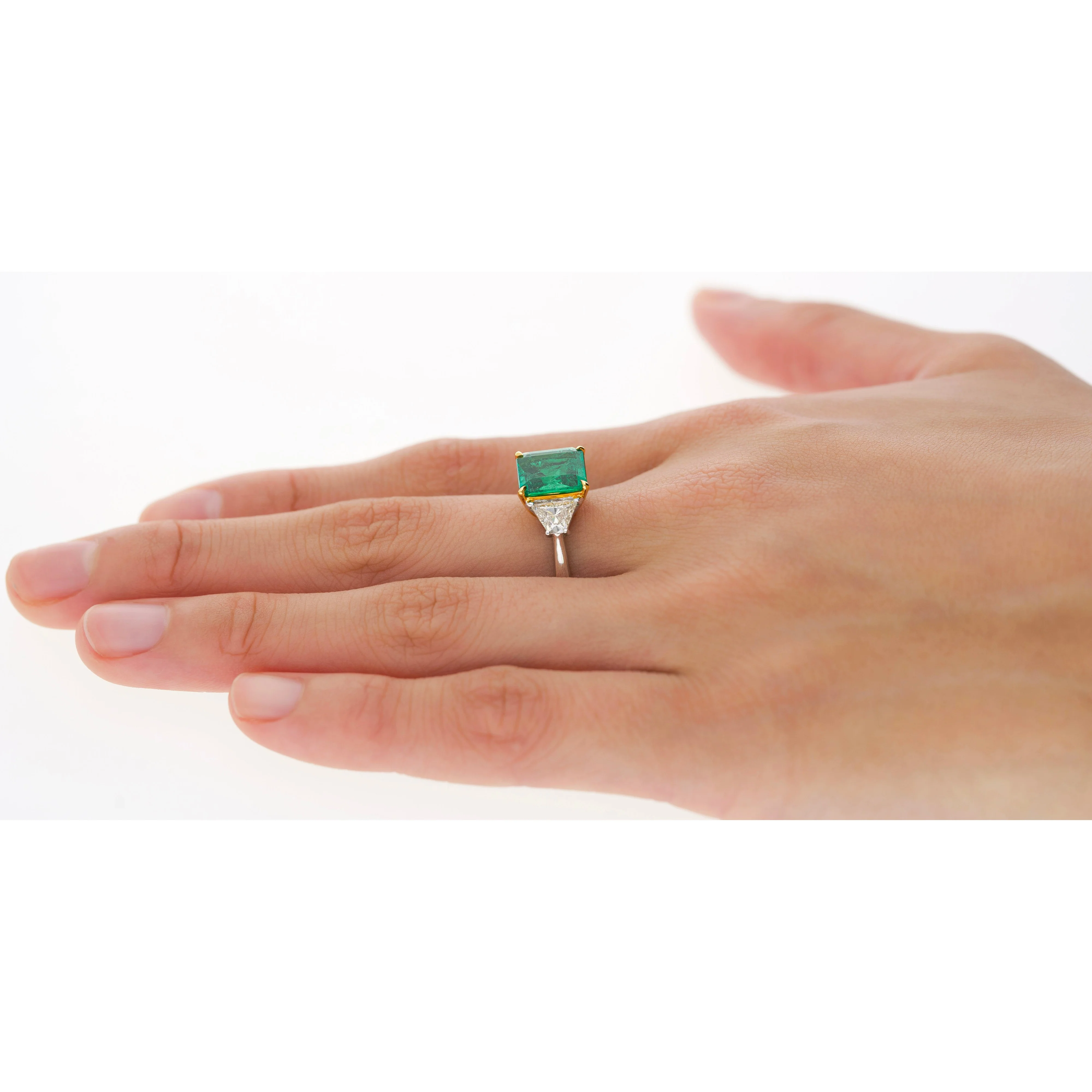 AGL Cert. 2.44 Carat No Oil Colombian Emerald & Trapezoid Diamond Ring - Image 13