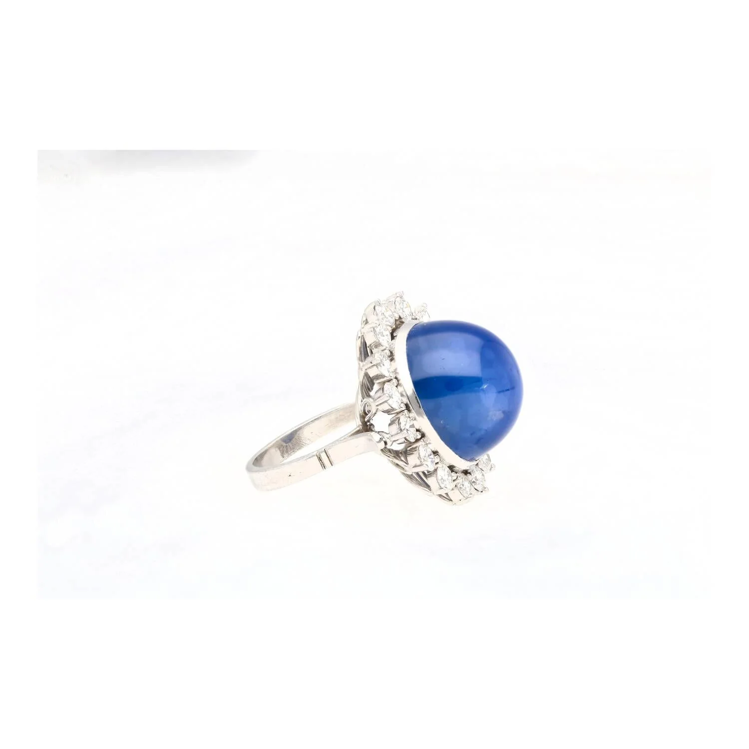AGL Certified 30 Carat No Heat Ceylon Blue Star Sapphire & Diamond Halo Ring - Image 6