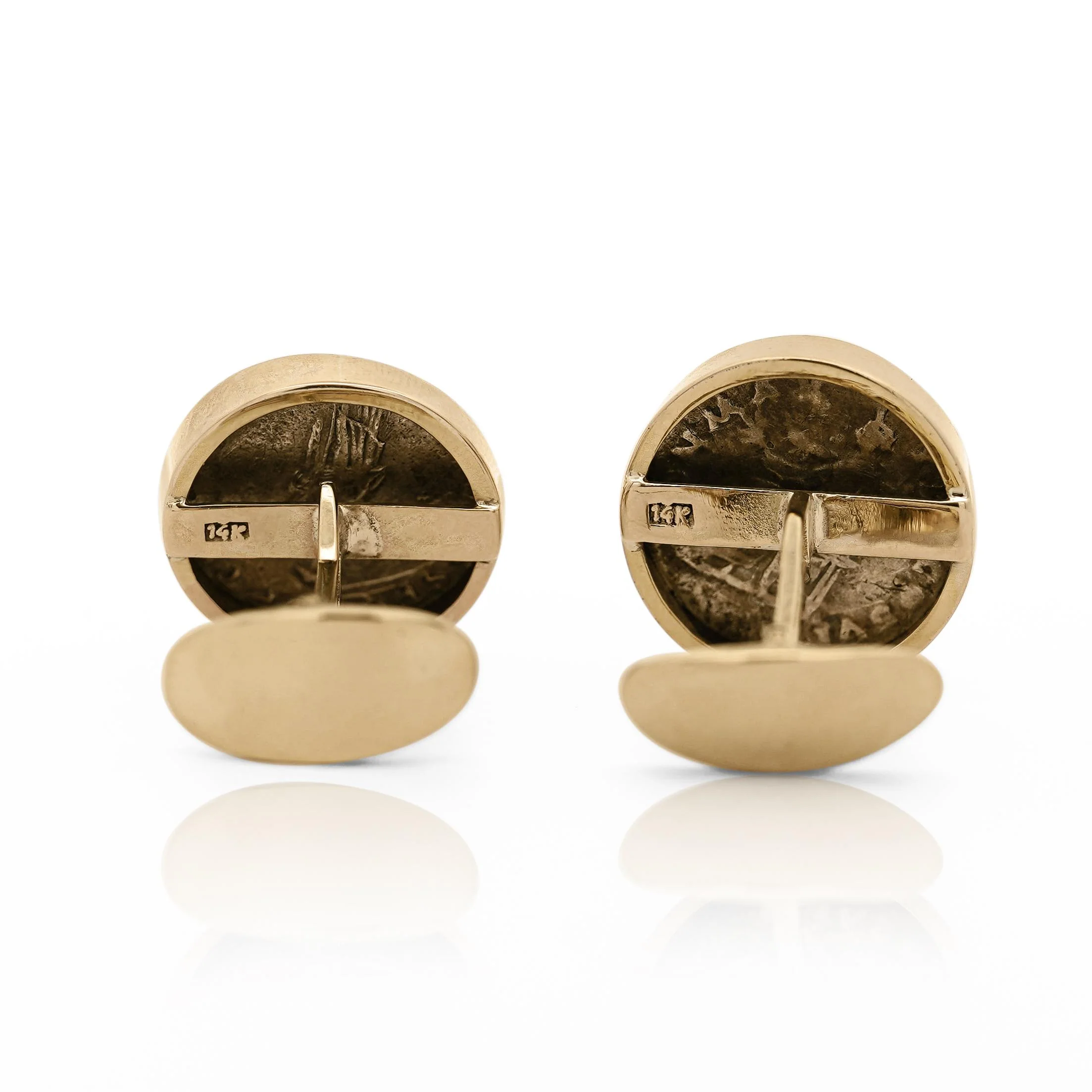 Ancient Roman Coin Cufflinks Of Vespasian and Maiorianus in 14k Gold Frame - Image 4